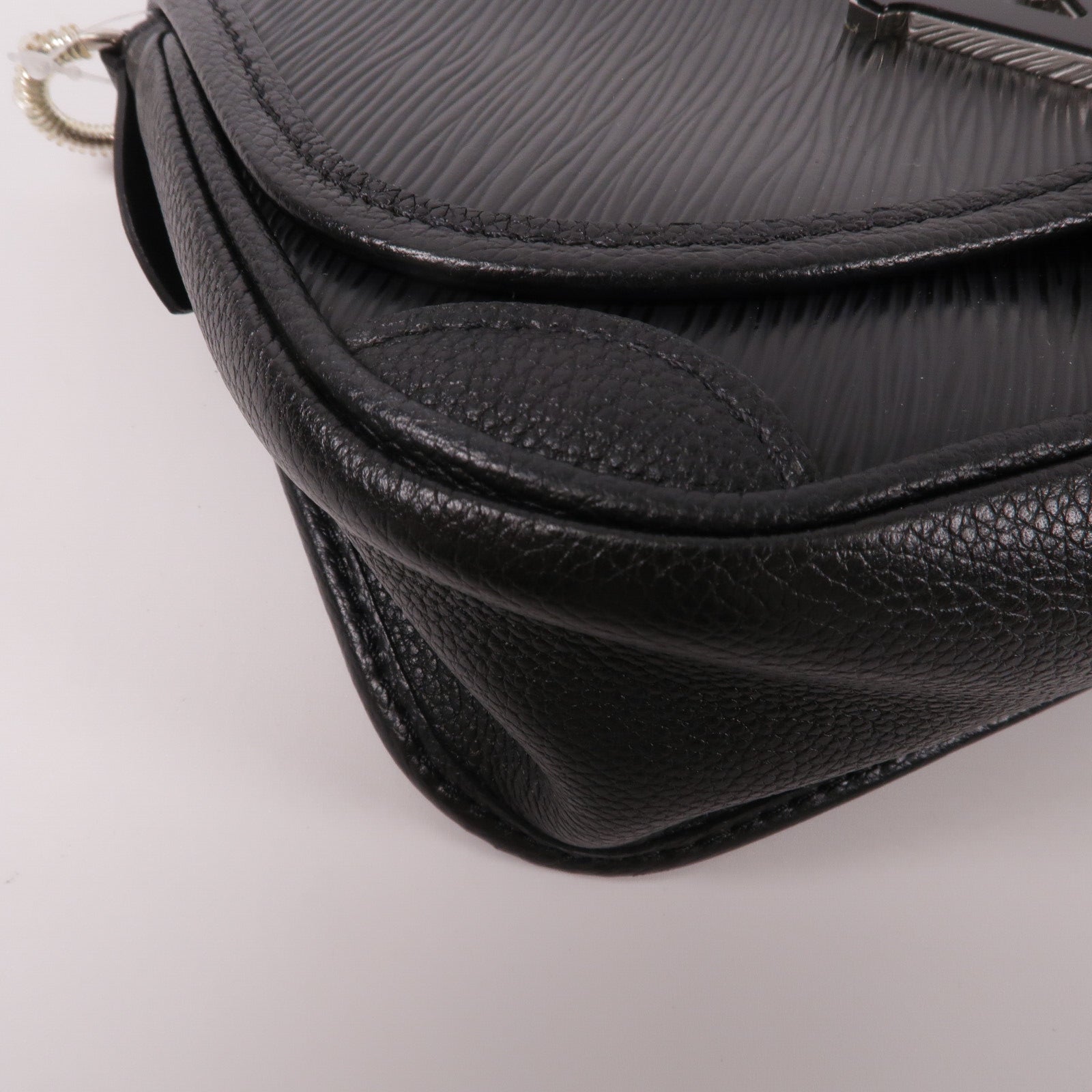 LOUIS VUITTON Epi Buci肩背袋