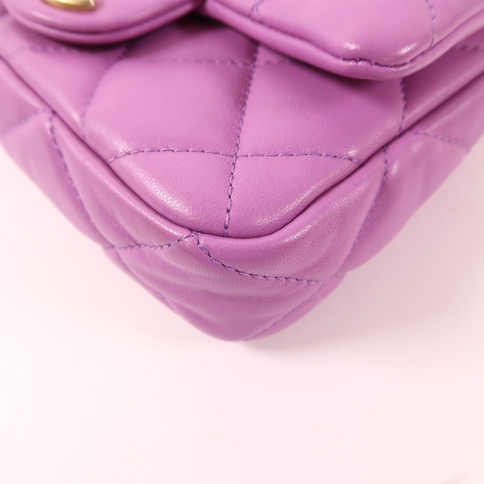 CHANEL 【激減優惠】羊皮皮革Mini Flap Bag金扣肩背袋