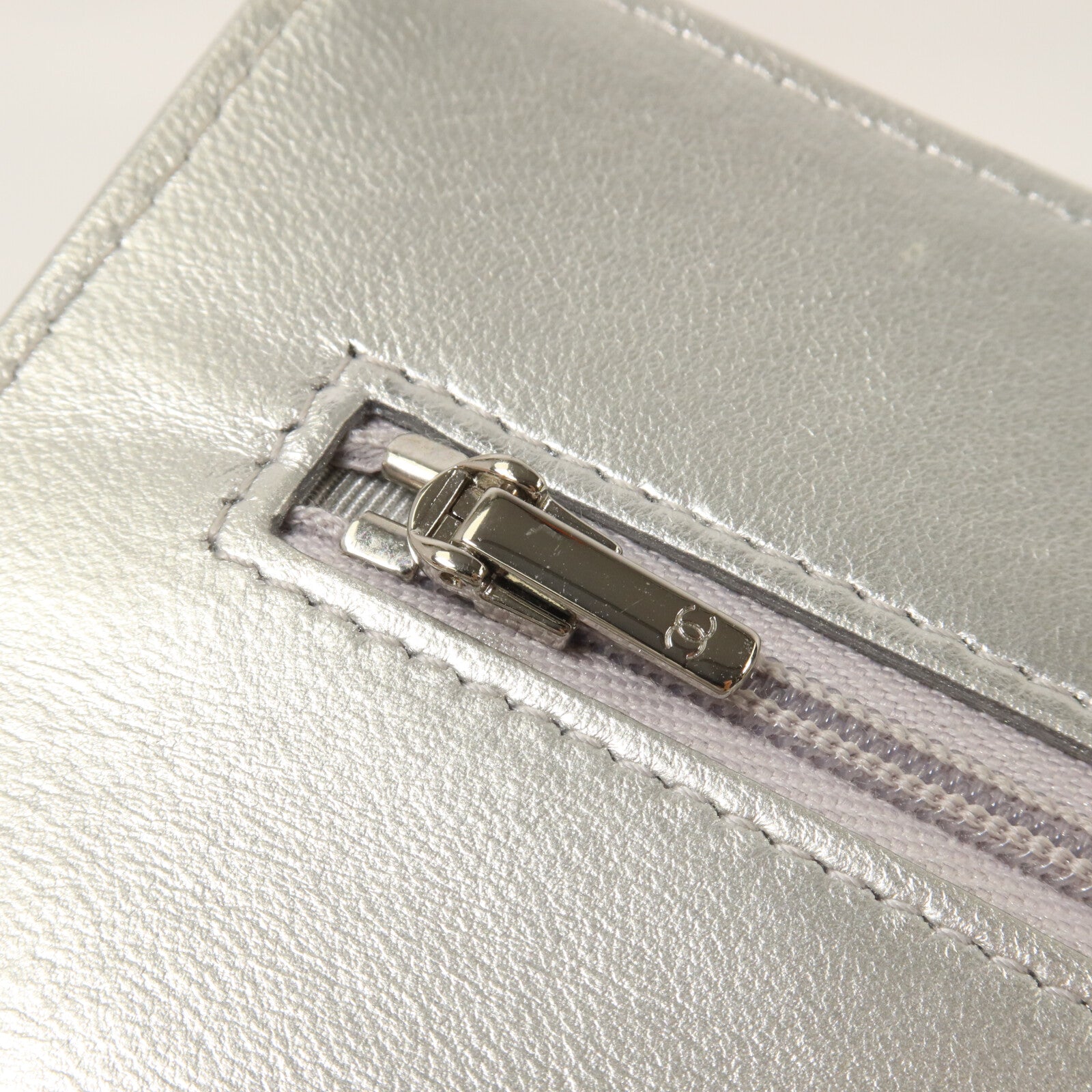 CHANEL 牛皮皮革WOC Wallet On Chain鏈帶肩背袋