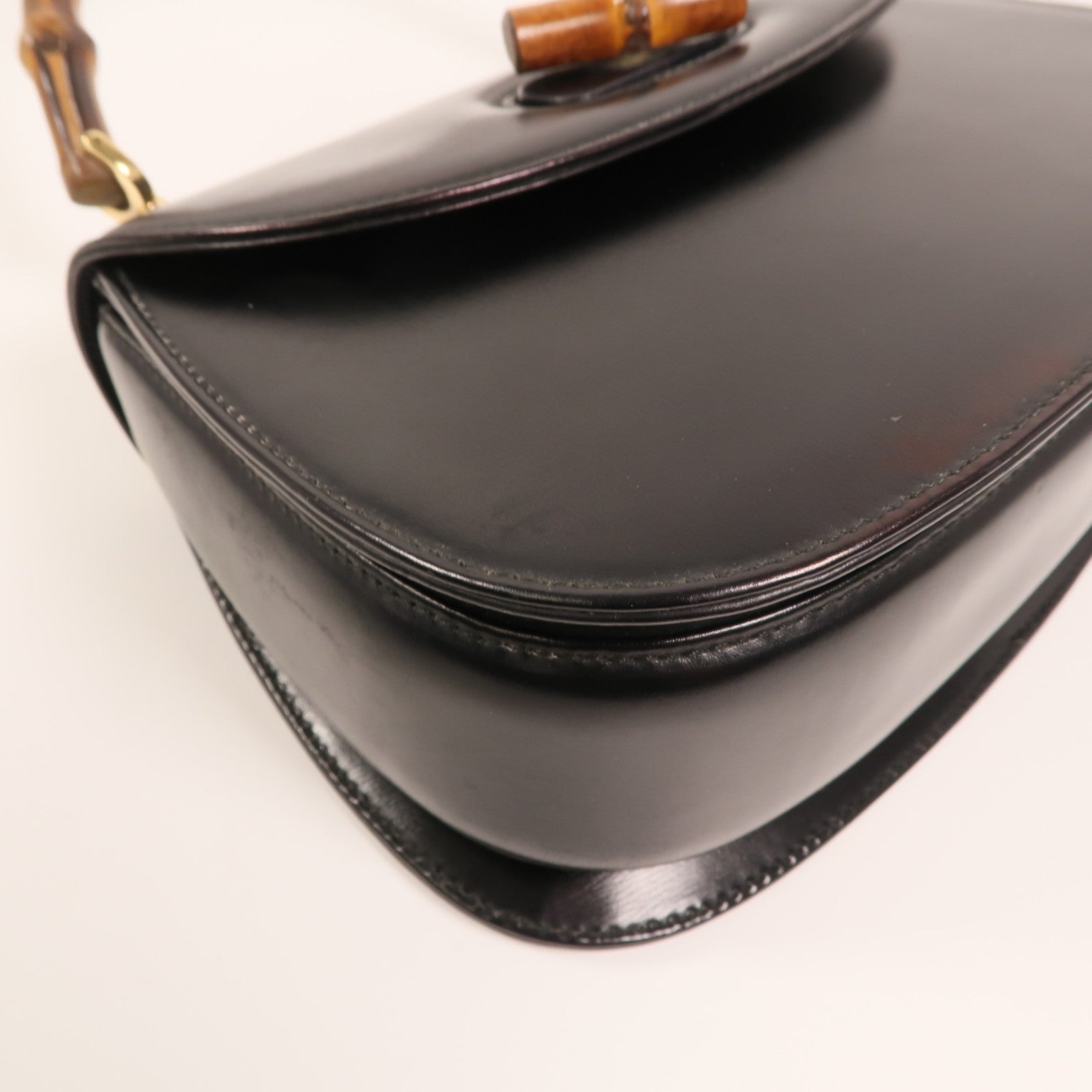 GUCCI 牛皮皮革Vintage Bamboo Bag金扣手挽肩背兩用袋