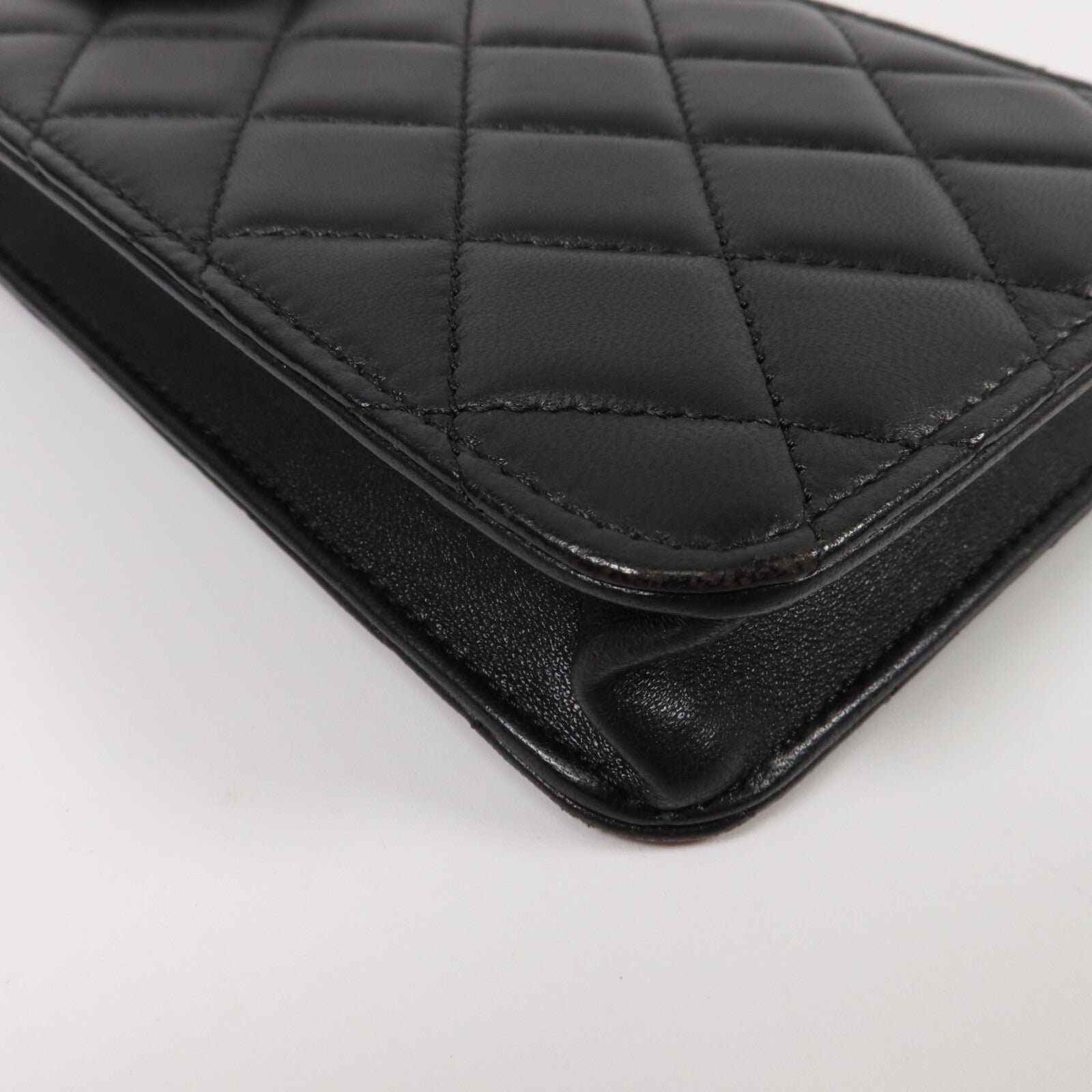 CHANEL 羊皮皮革Phone Holder Bag鏈帶肩背袋