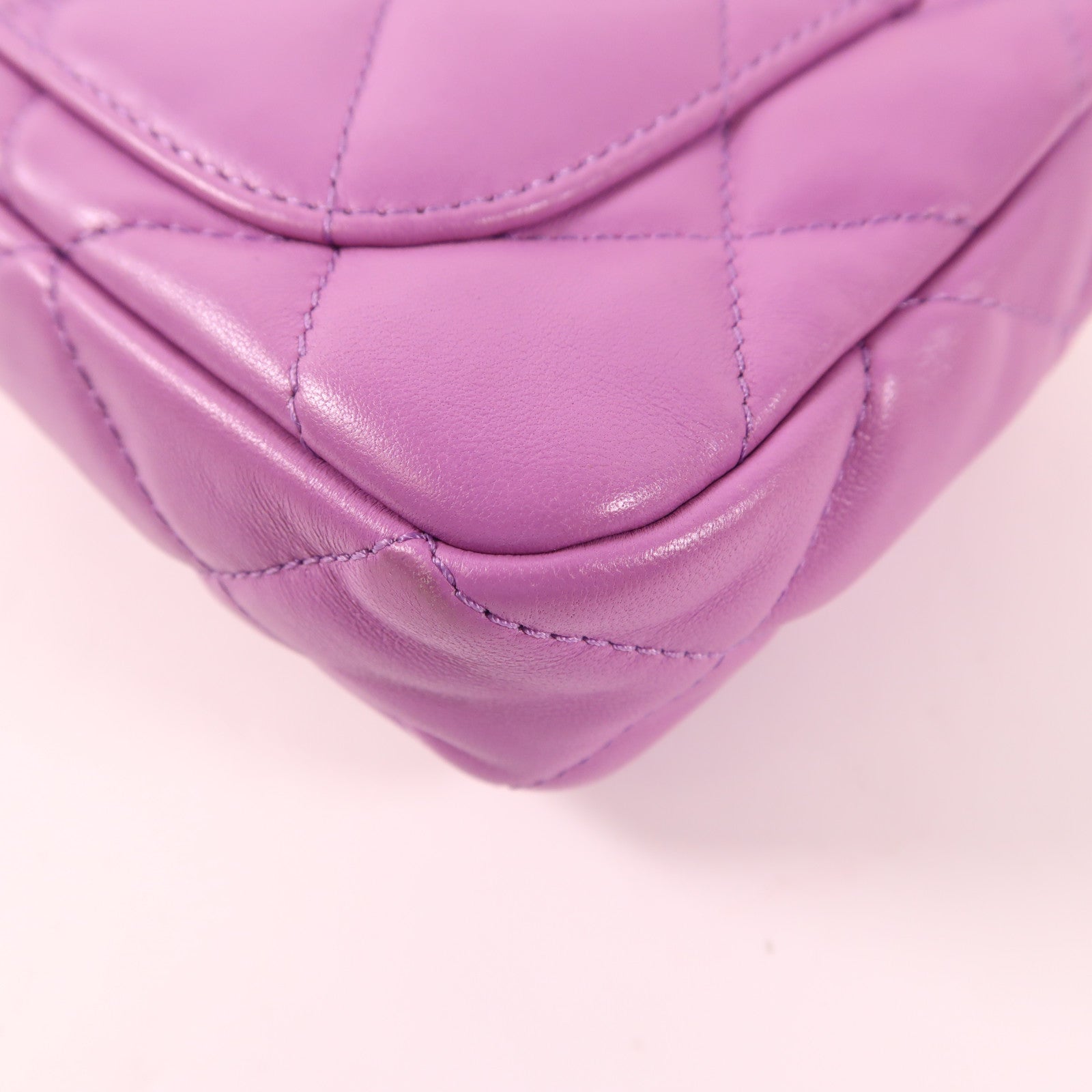 CHANEL 【激減優惠】羊皮皮革Mini Flap Bag金扣肩背袋
