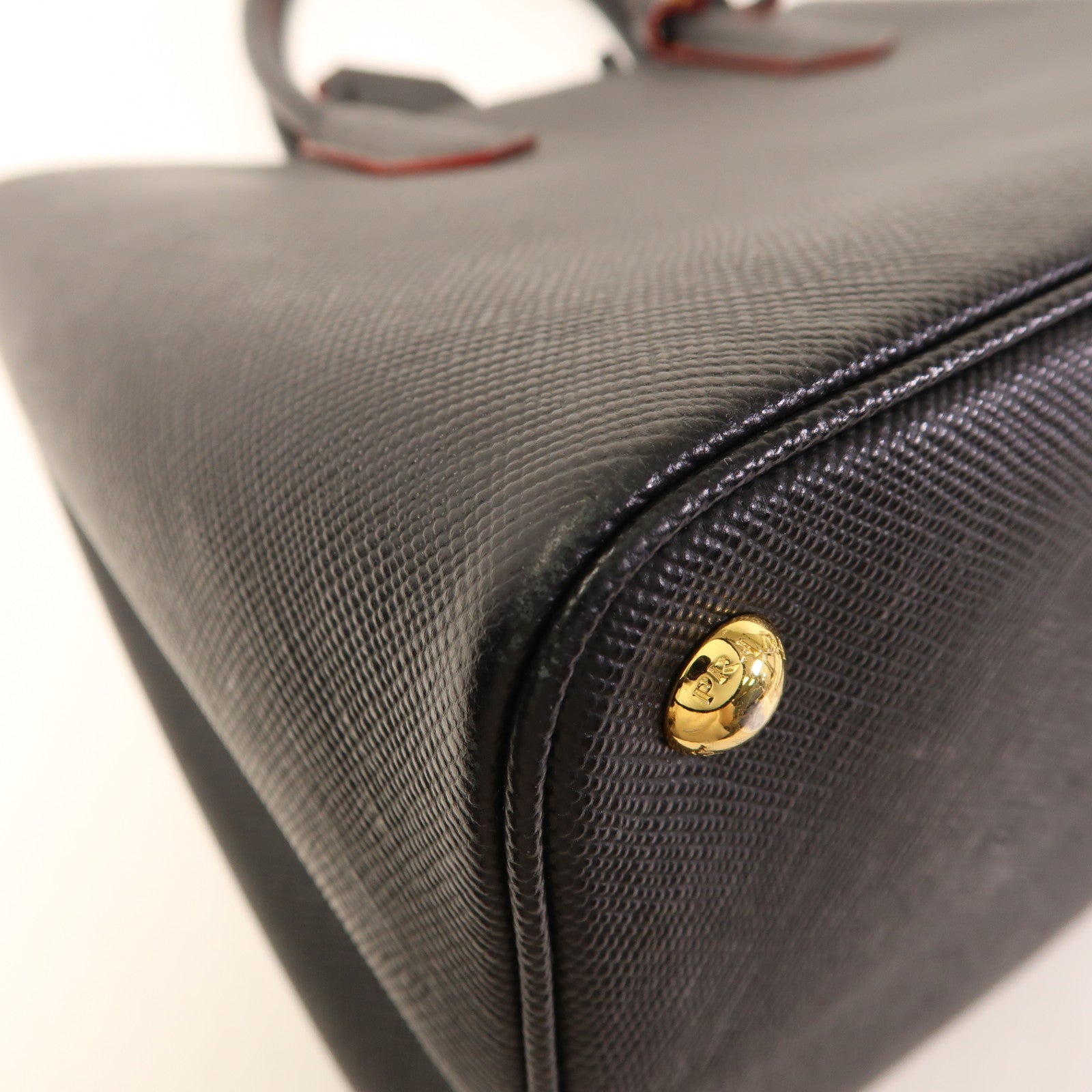 PRADA Saffiano皮革Galleria金扣手挽肩背兩用袋