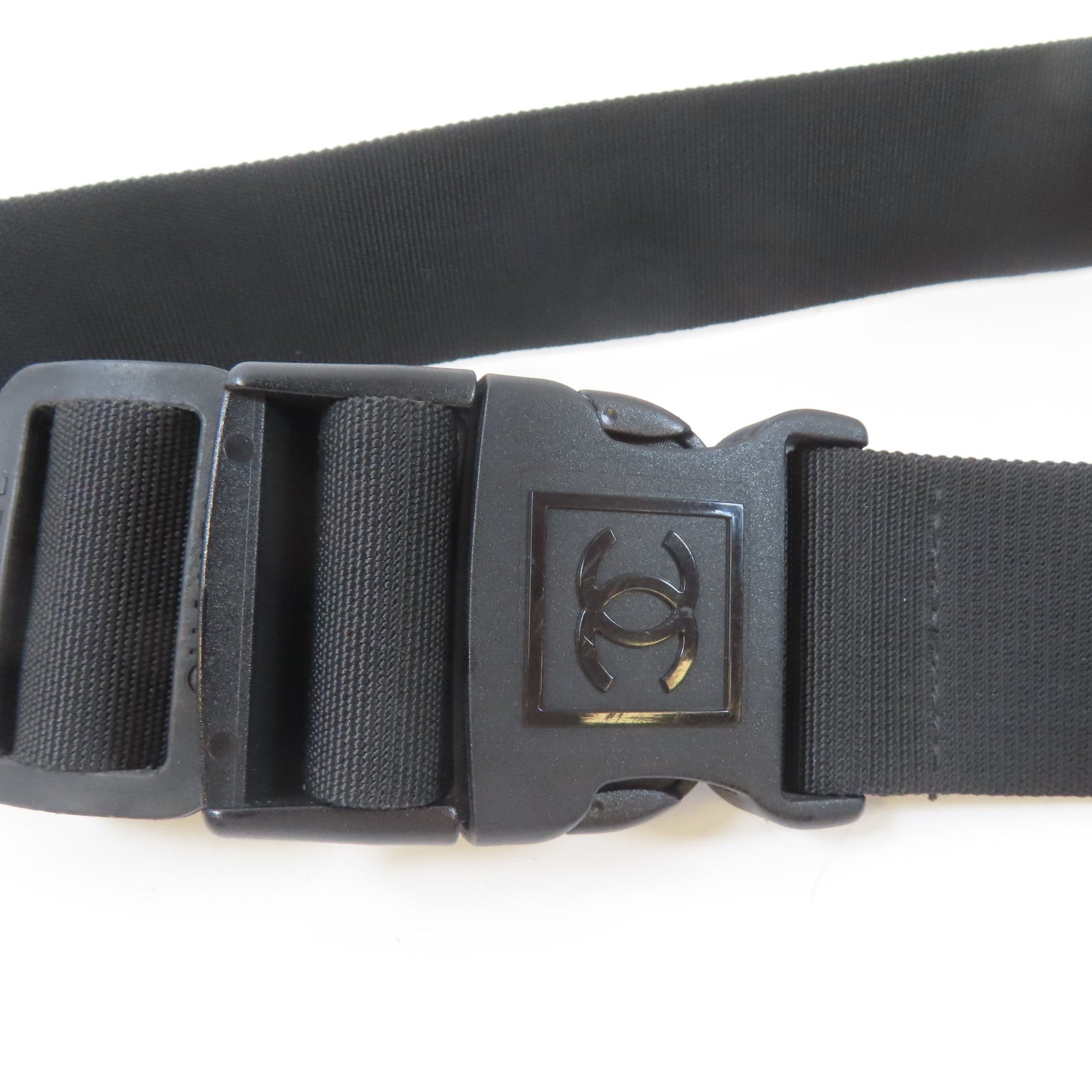 CHANEL 尼龍Waist Bag銀扣腰包黑色