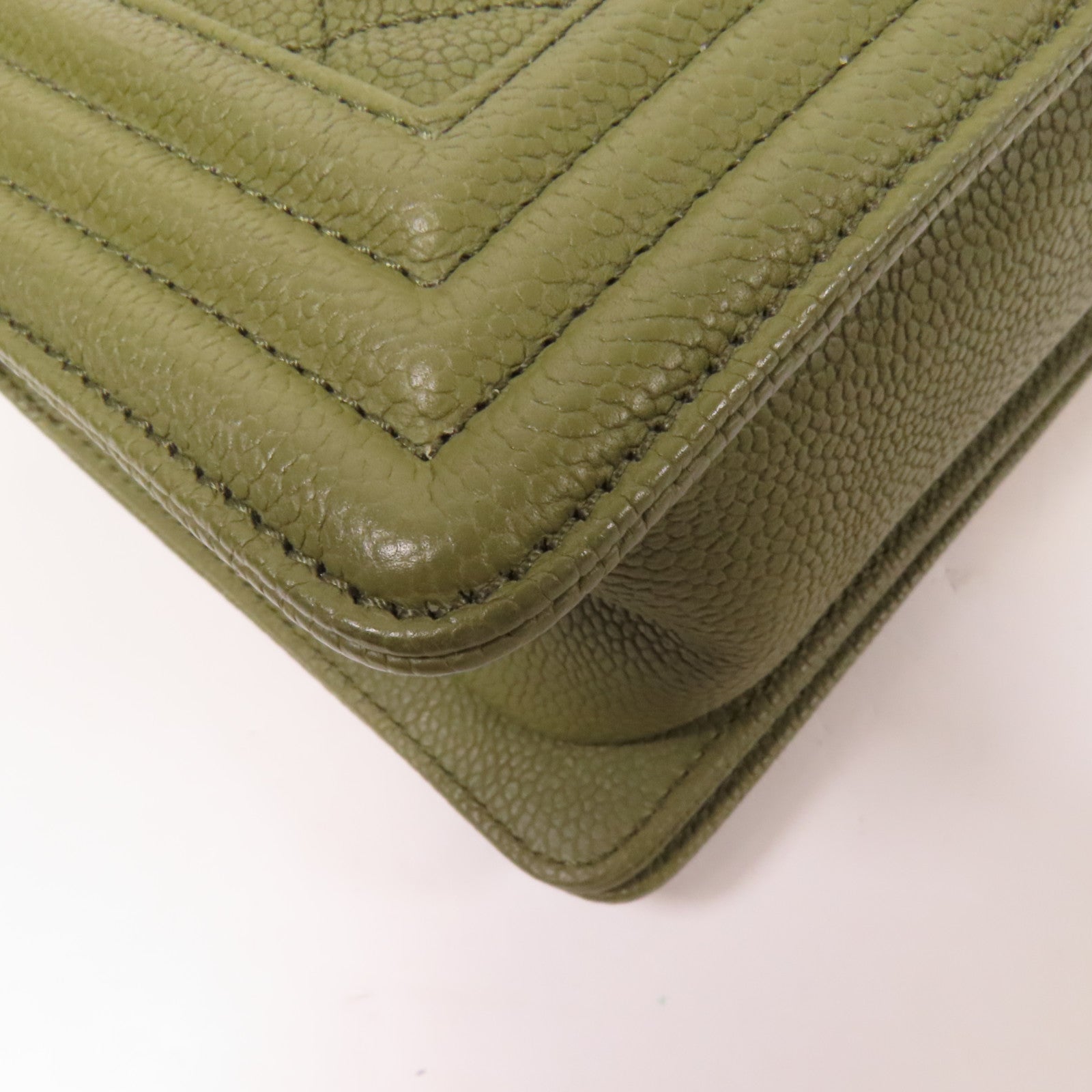 CHANEL 牛皮皮革Boy 20金扣鏈帶肩背袋