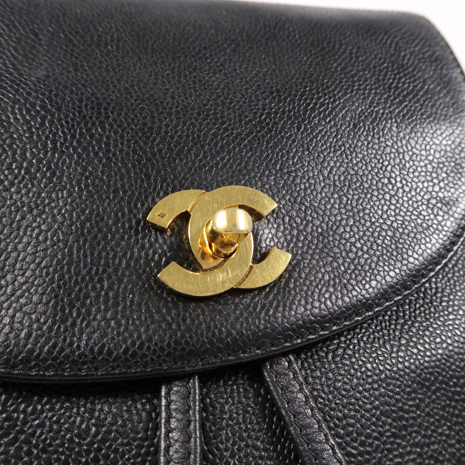 CHANEL Caviar皮革Triple CC Backpack金扣背包黑色