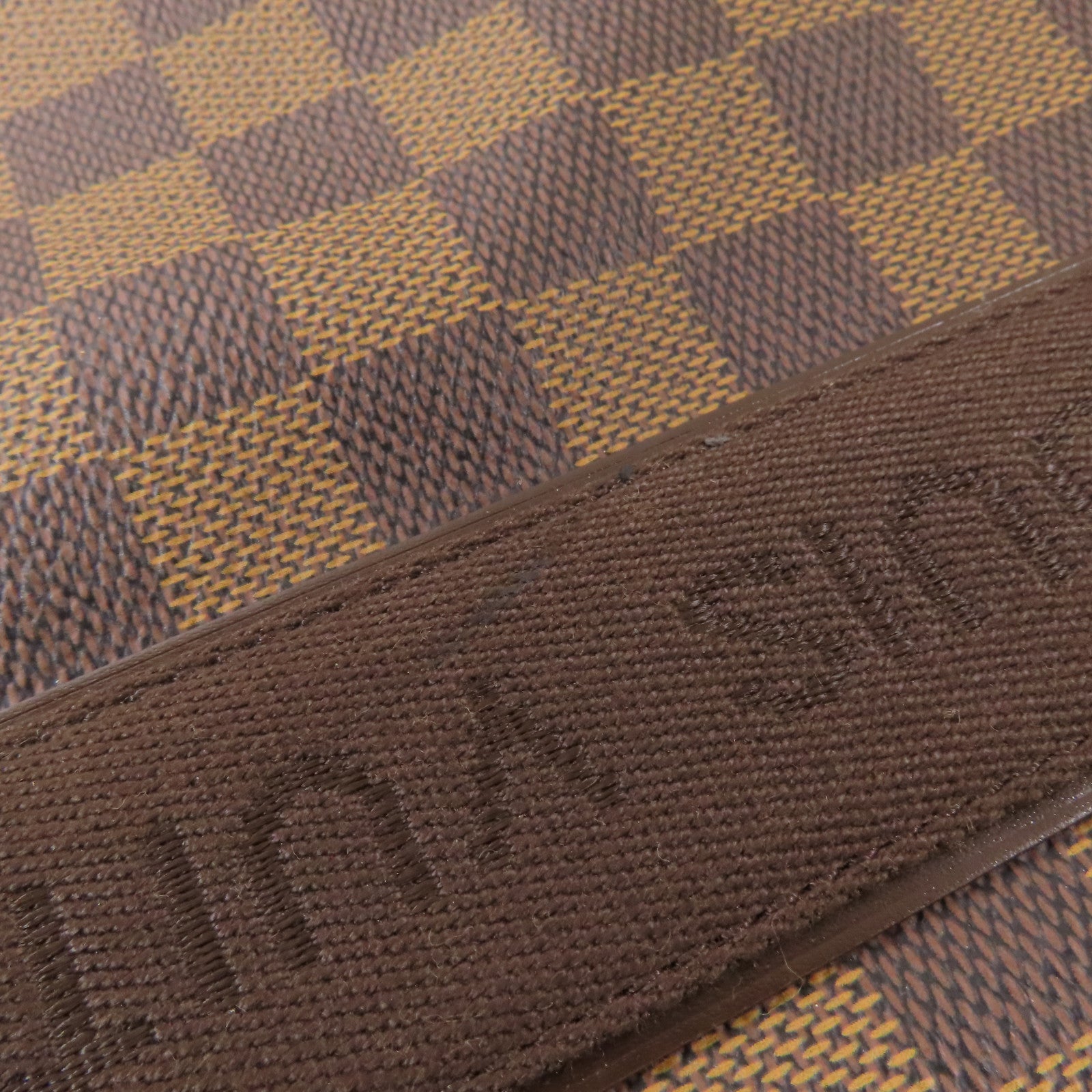 LOUIS VUITTON Damier Beaubourg金扣肩背袋棕色