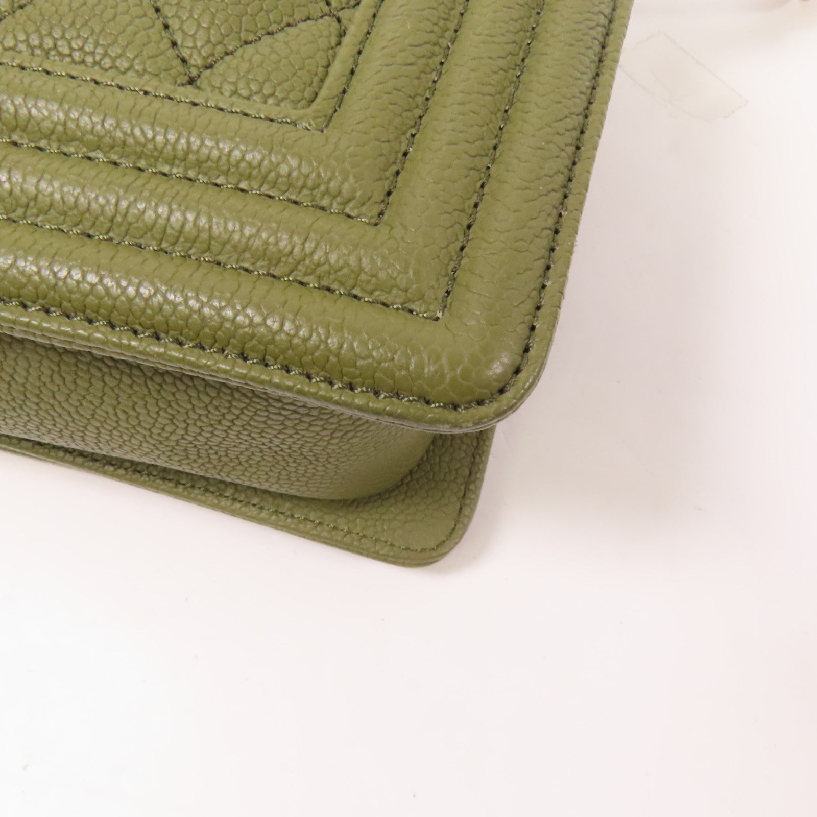 CHANEL 牛皮皮革Boy 20金扣鏈帶肩背袋