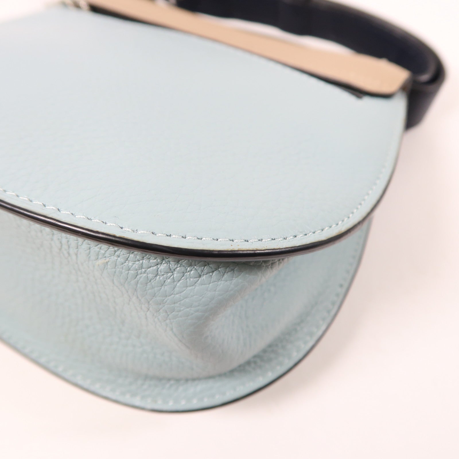 COACH 牛皮皮革Shoulder Bag銀扣肩背袋