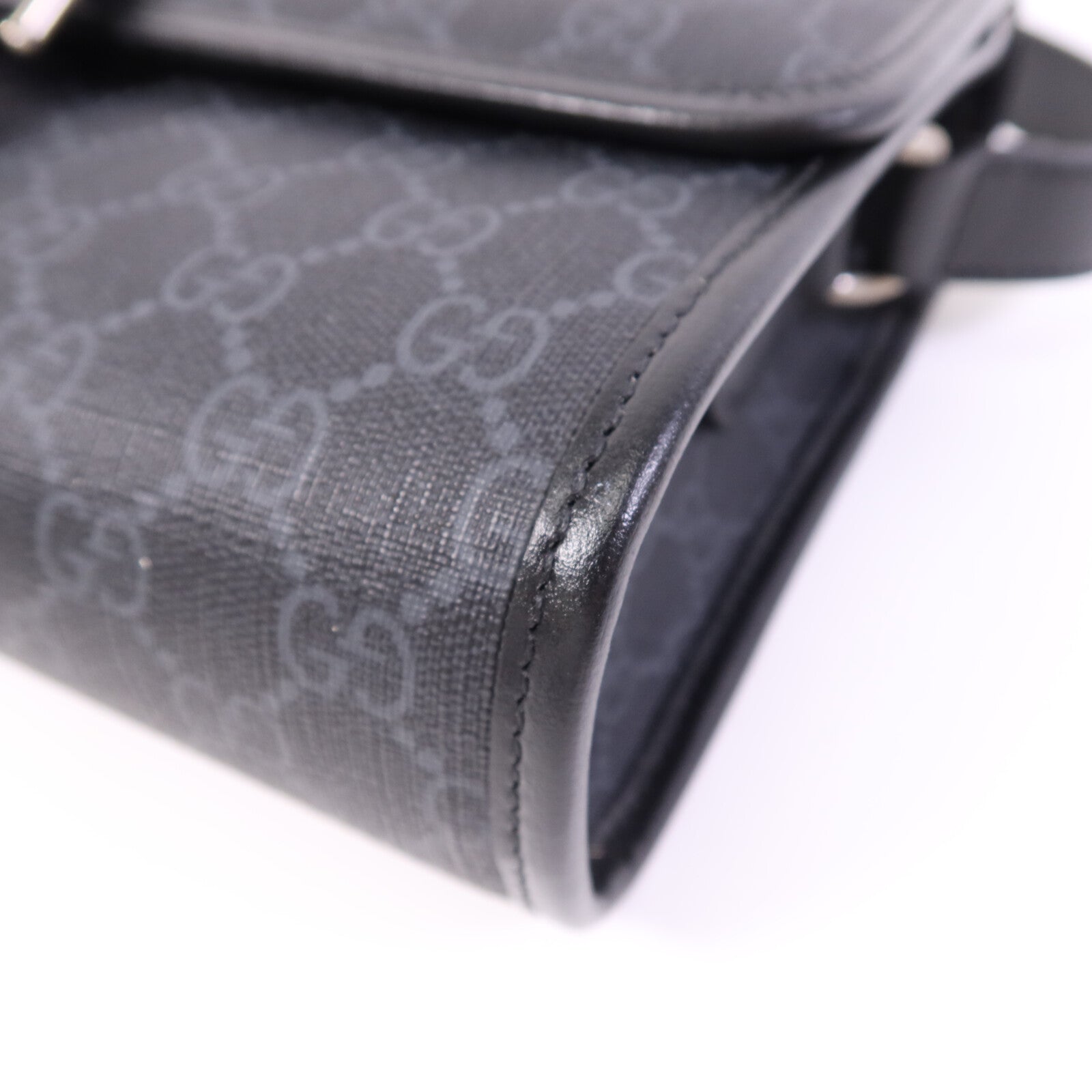 GUCCI 【激減優惠】塗層帆布GG Supreme Interlocking銀扣肩背袋