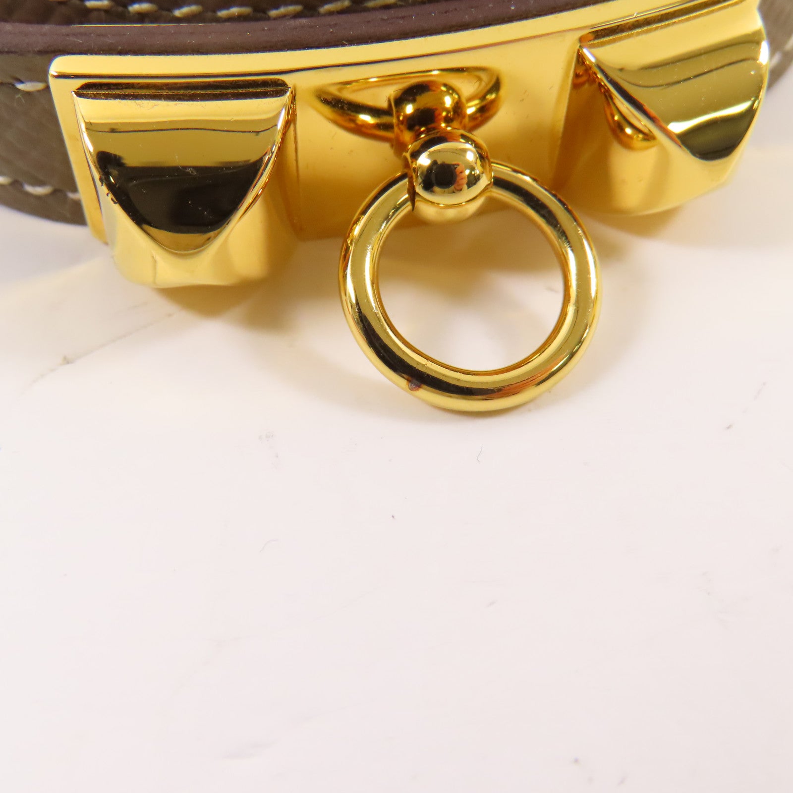 HERMES Epsom皮革Rivale Double Tour金扣手鐲Etoupe