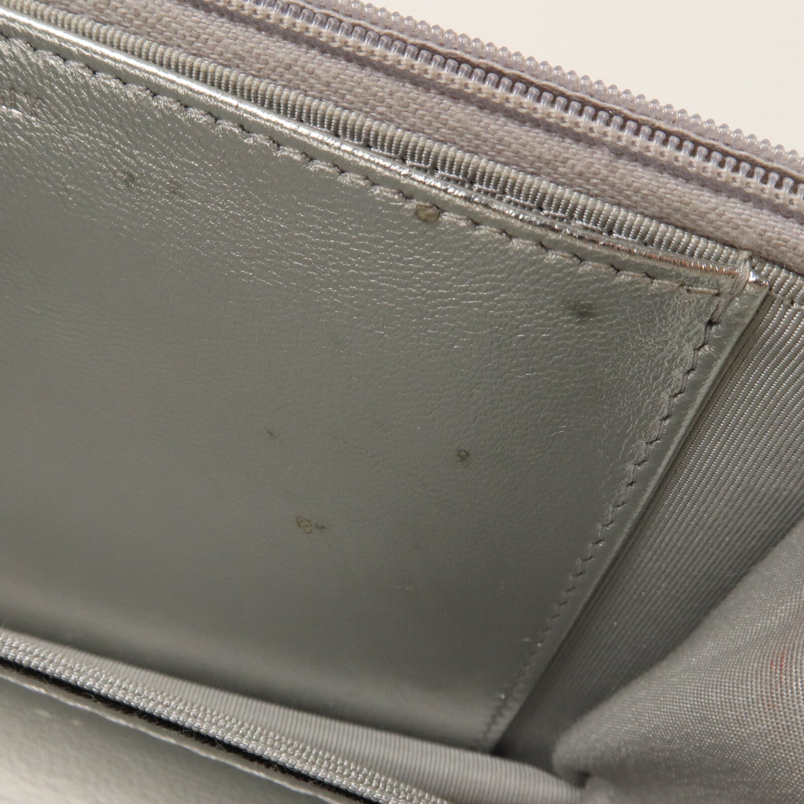 CHANEL 牛皮皮革WOC Wallet On Chain鏈帶肩背袋