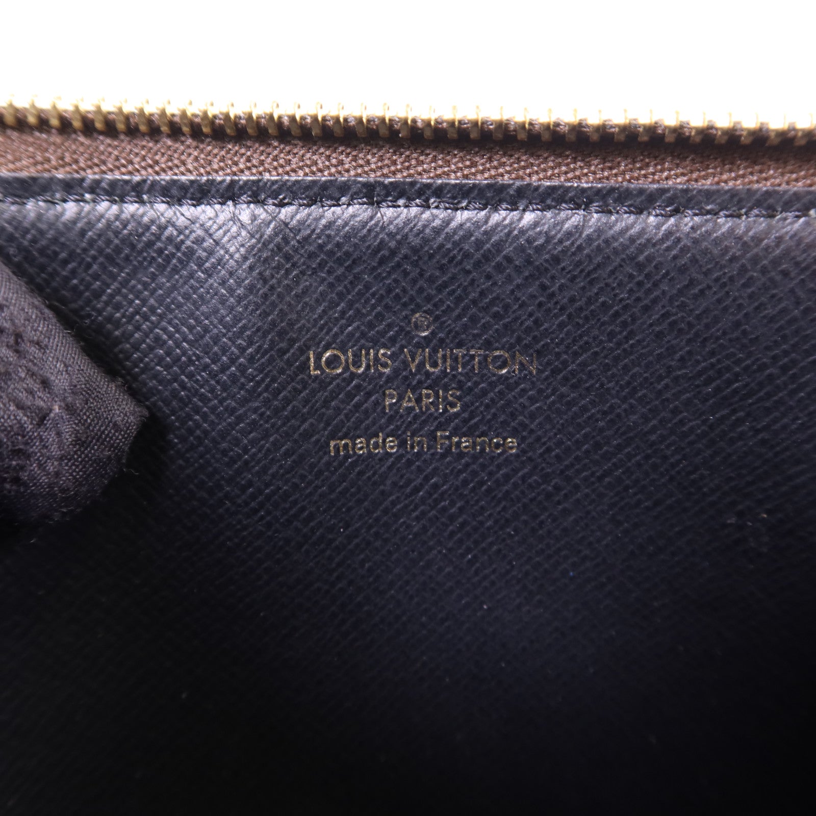 LOUIS VUITTON Monogram Reverse Pochette Trio金扣手拿包