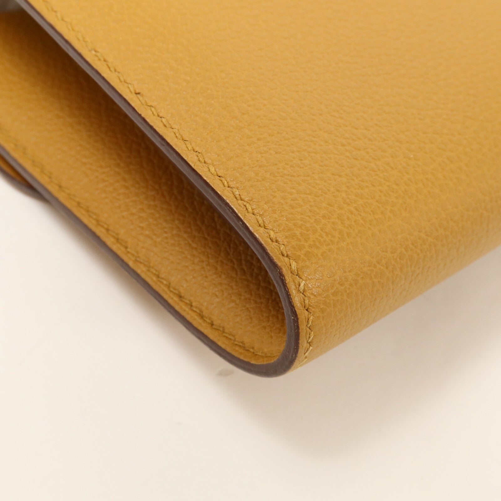 HERMES Chevre皮革Constance To Go肩背袋Caramel