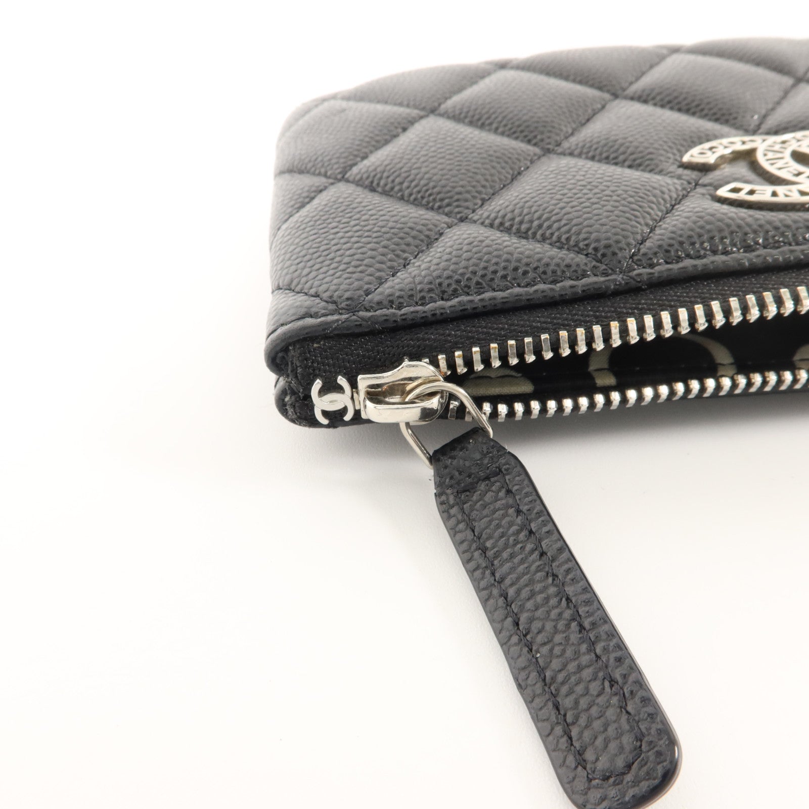 CHANEL 牛皮皮革Mini O Case Zip Pouch銀扣小袋