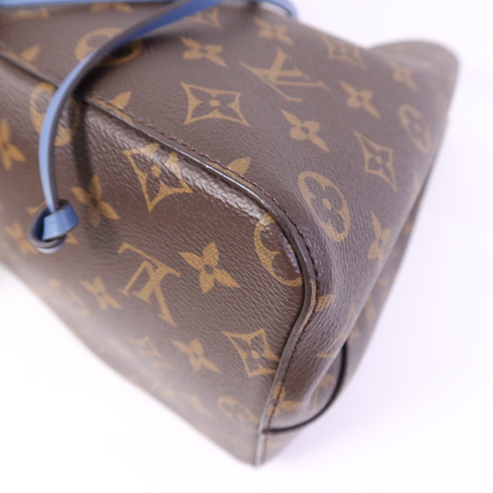 LOUIS VUITTON Monogram NeoNoe MM金扣肩背袋