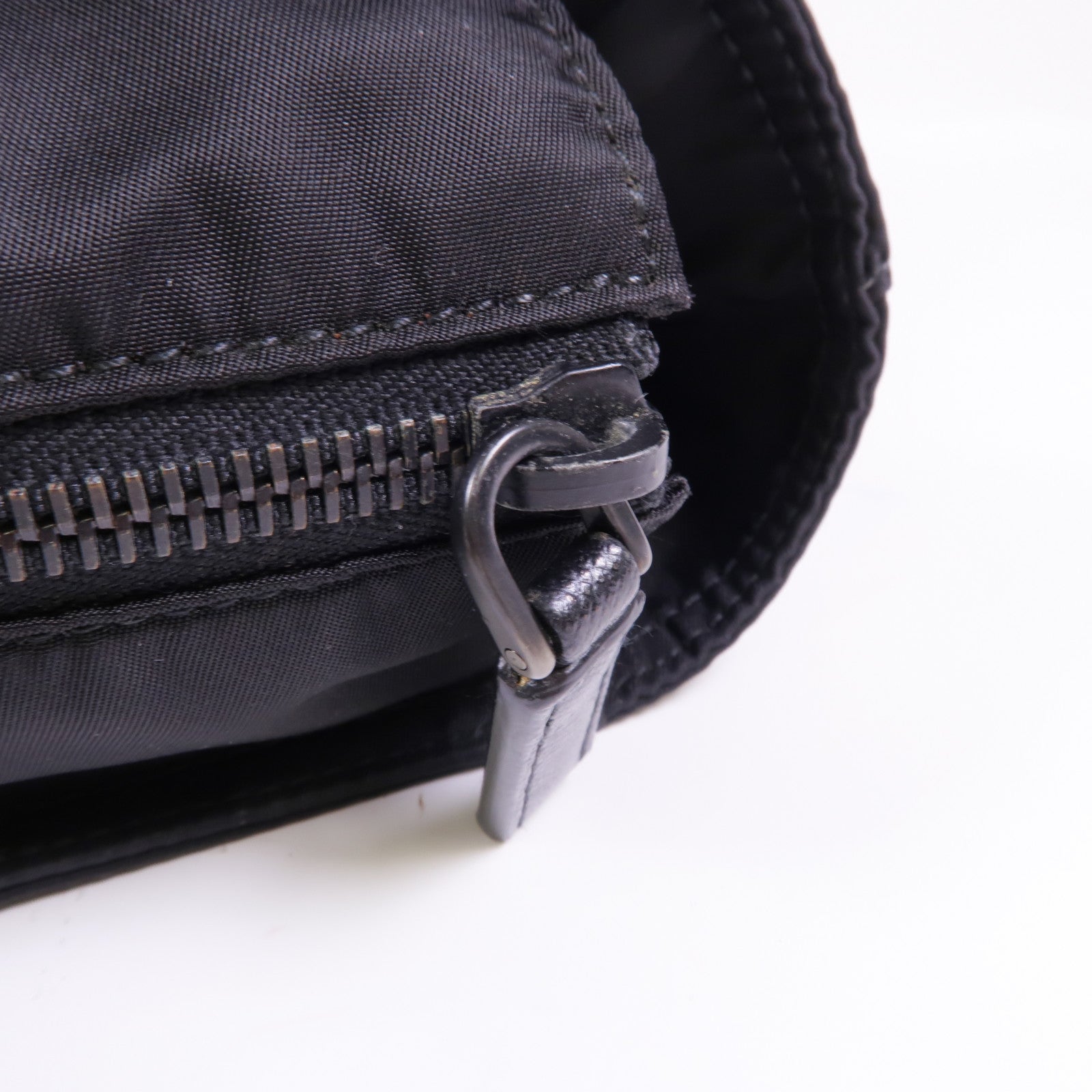 PRADA 尼龍Shoulder Tote銀扣肩背袋/手挽袋