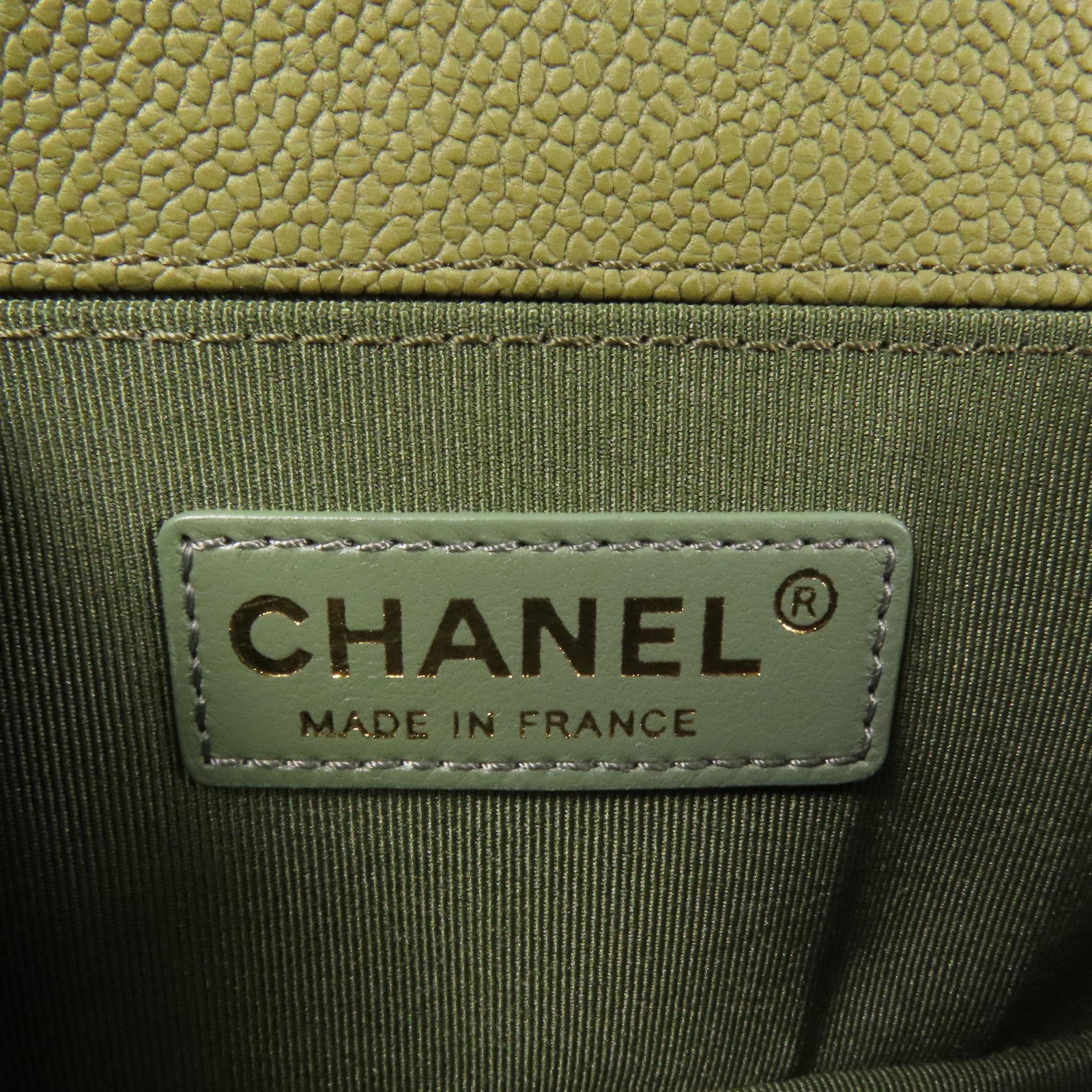 CHANEL 牛皮皮革Boy 20金扣鏈帶肩背袋