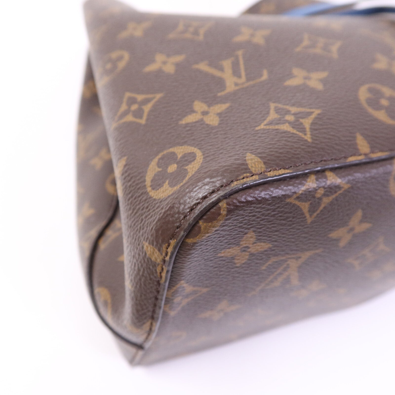 LOUIS VUITTON Monogram NeoNoe MM金扣肩背袋