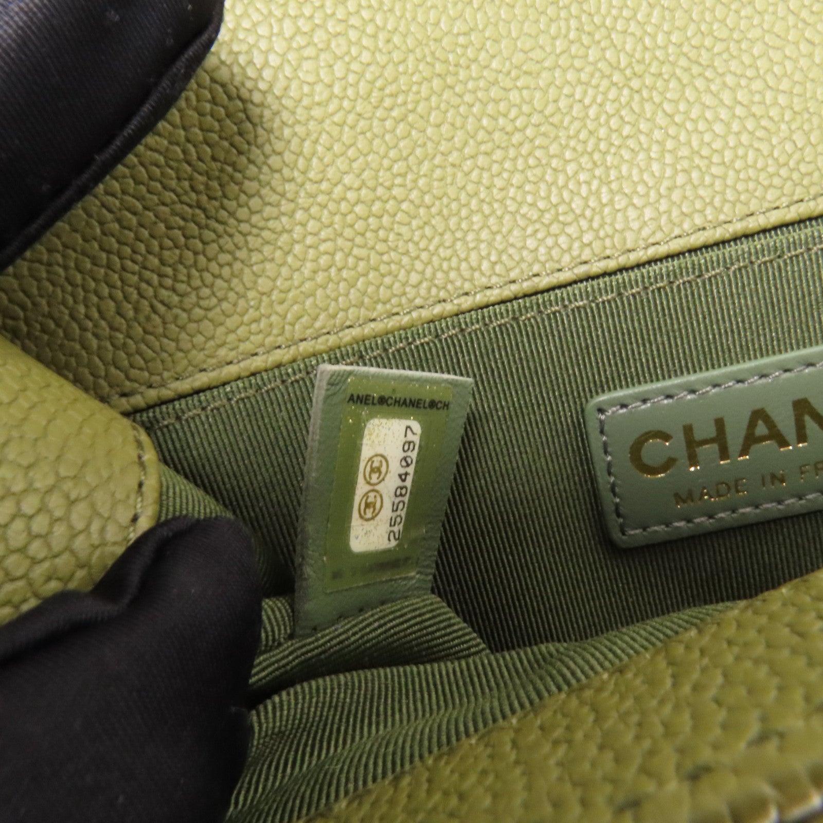 CHANEL 牛皮皮革Boy 20金扣鏈帶肩背袋