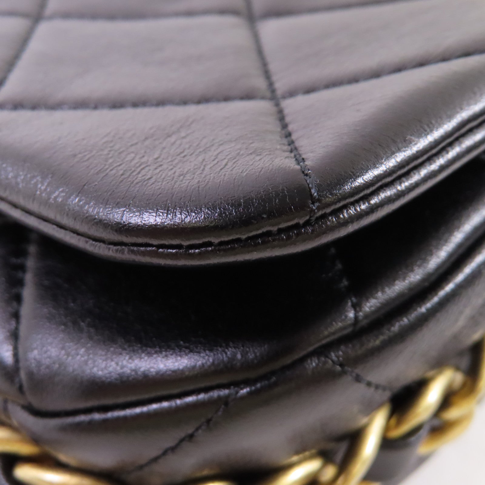 CHANEL 菱格牛皮皮革Chain Shoulder Bag金扣鏈帶肩背袋黑色