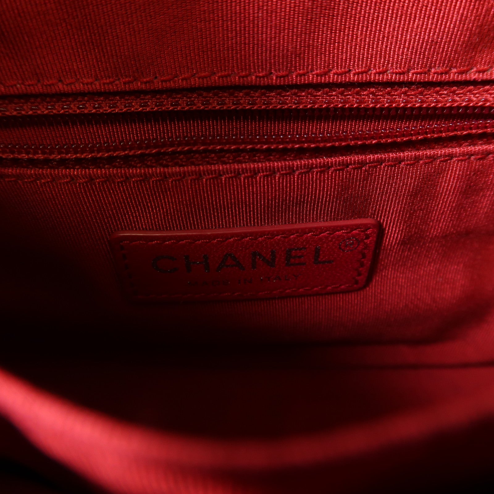 CHANEL 牛皮皮革Gabrielle Small鏈帶肩背袋