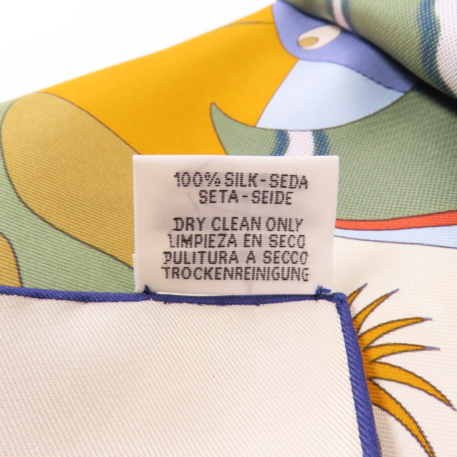 HERMES 絲質Scarf 90x90cm絲巾米色/彩色