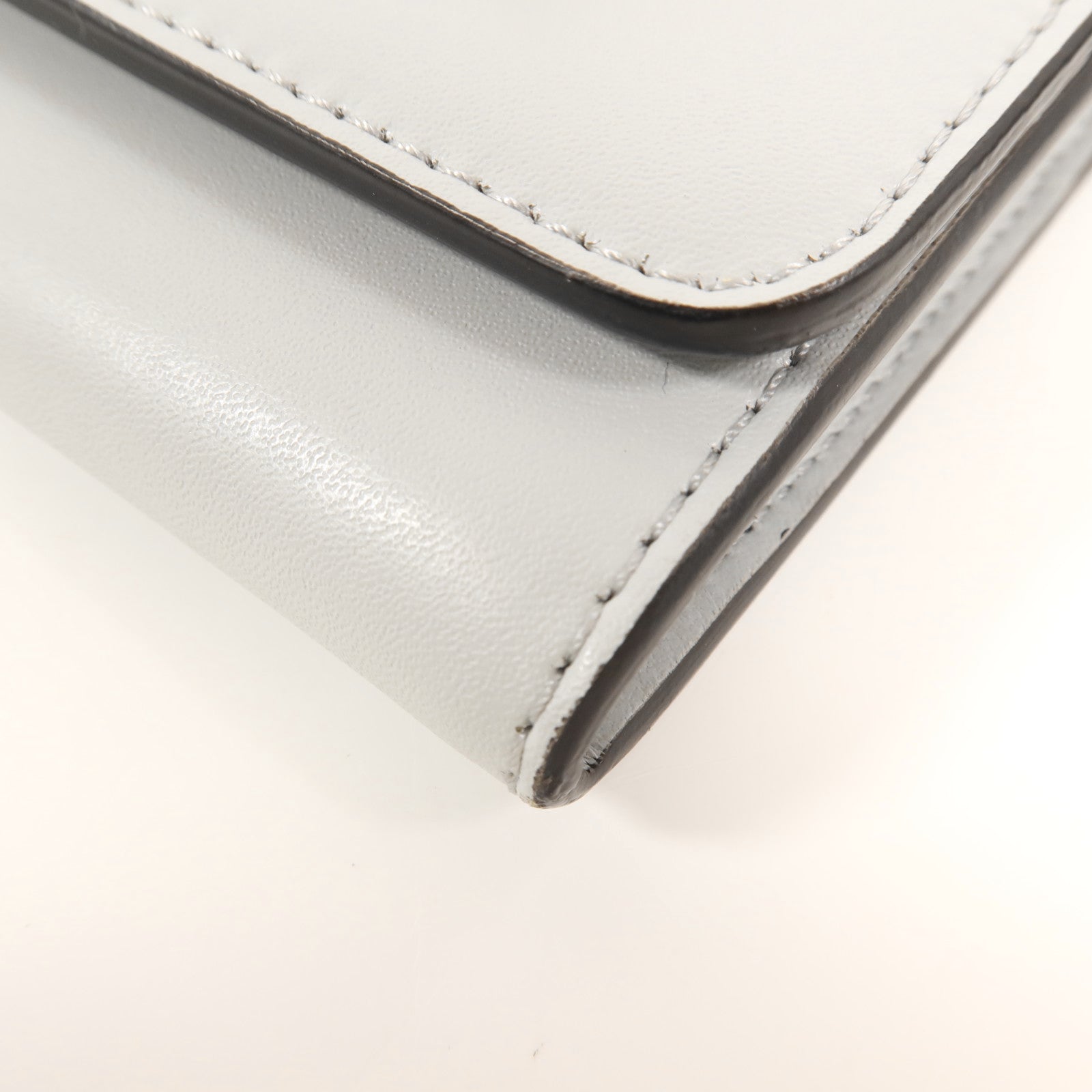 FENDI 牛皮皮革Wallet On Chain銀扣鏈帶肩背袋