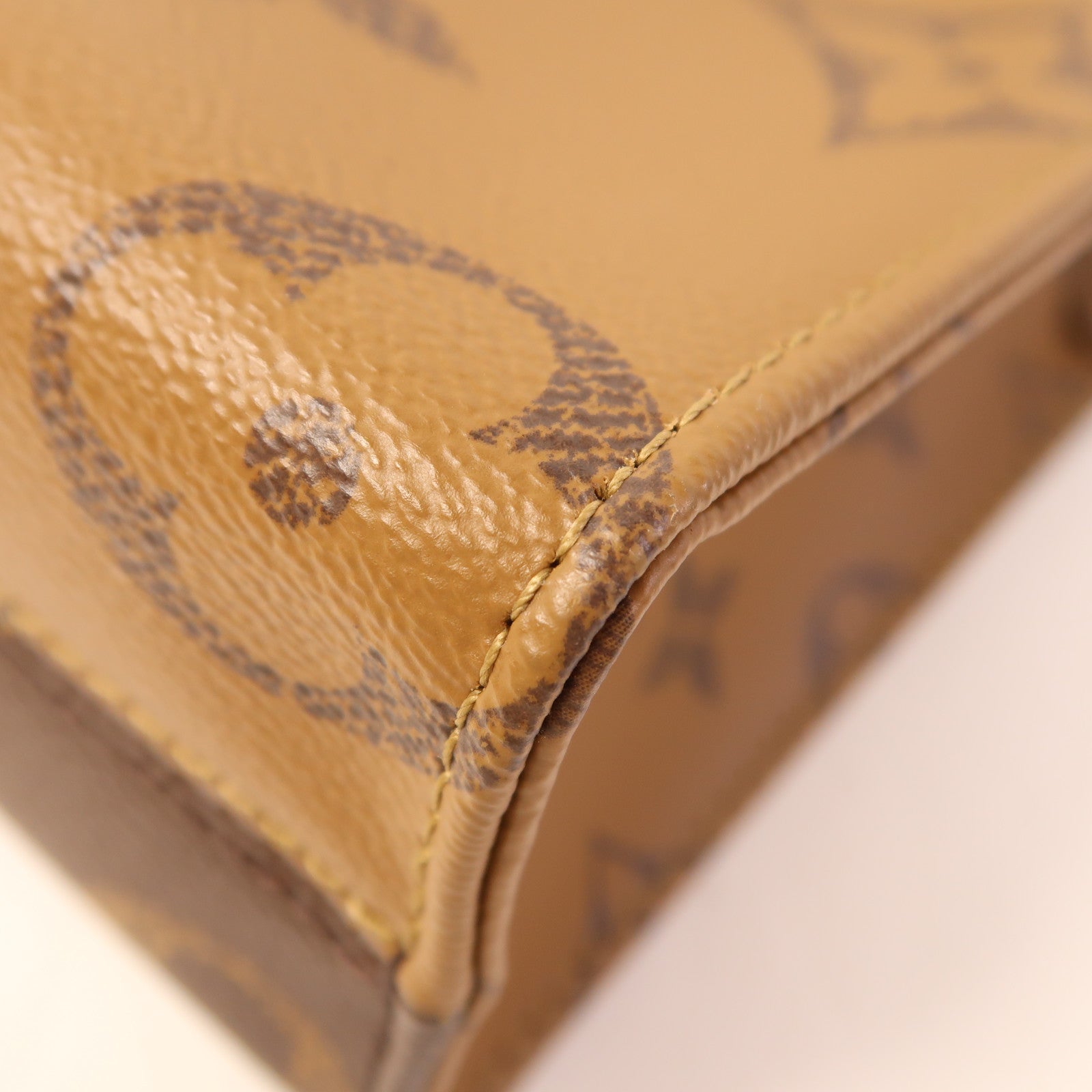 LOUIS VUITTON Monogram On The Go BB金扣手挽肩背兩用袋