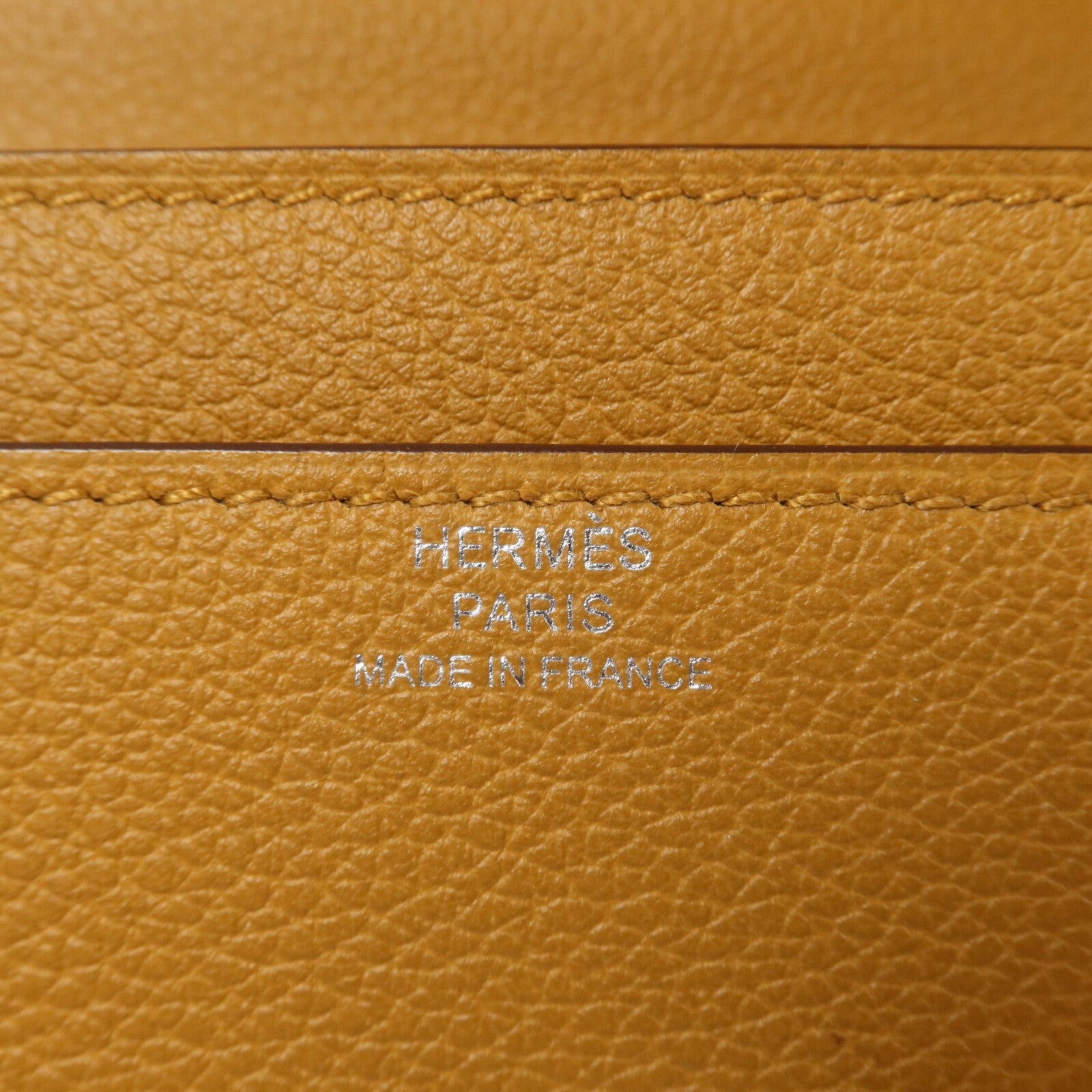 HERMES Chevre皮革Constance To Go肩背袋Caramel