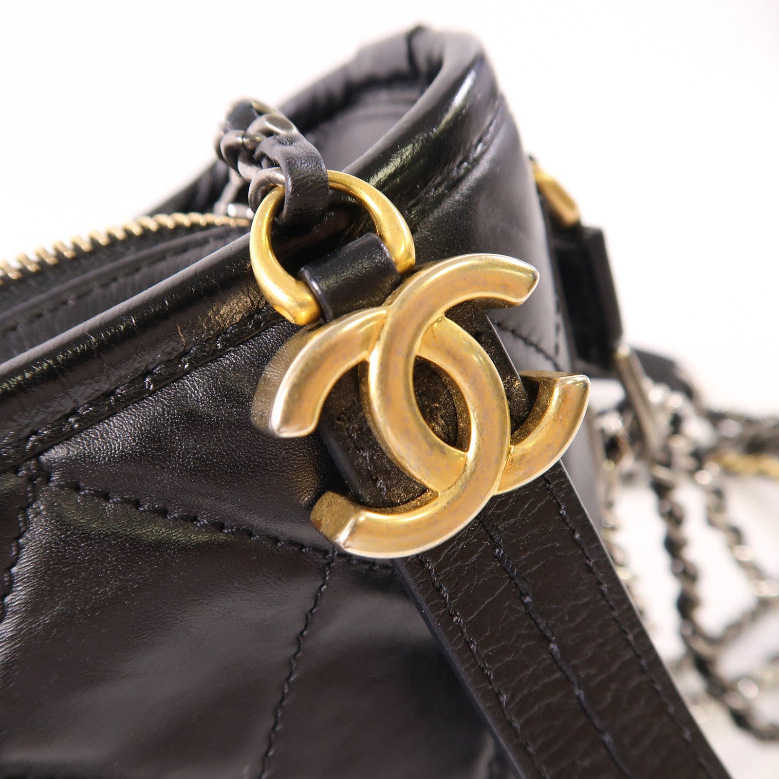 CHANEL 牛皮皮革Gabrielle Small鏈帶肩背袋