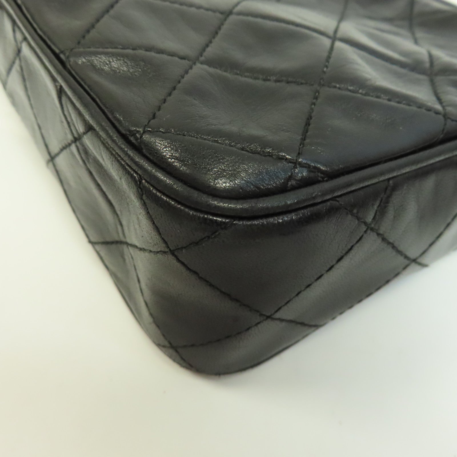 CHANEL 【激減優惠】菱格羊皮皮革Chain Shoulder金扣鏈帶肩背袋黑色