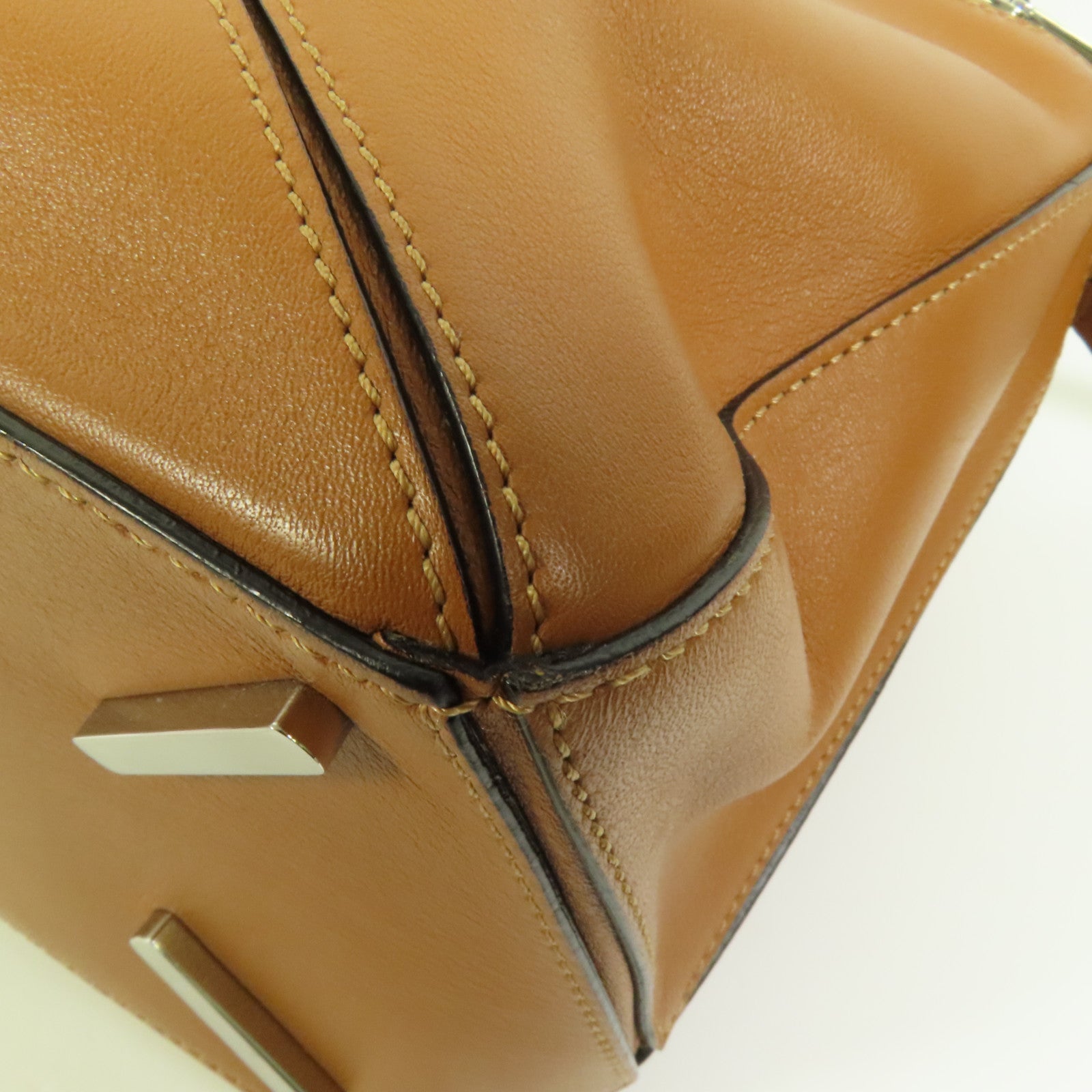 LOEWE 牛皮皮革Puzzle Medium銀扣手挽肩背兩用袋