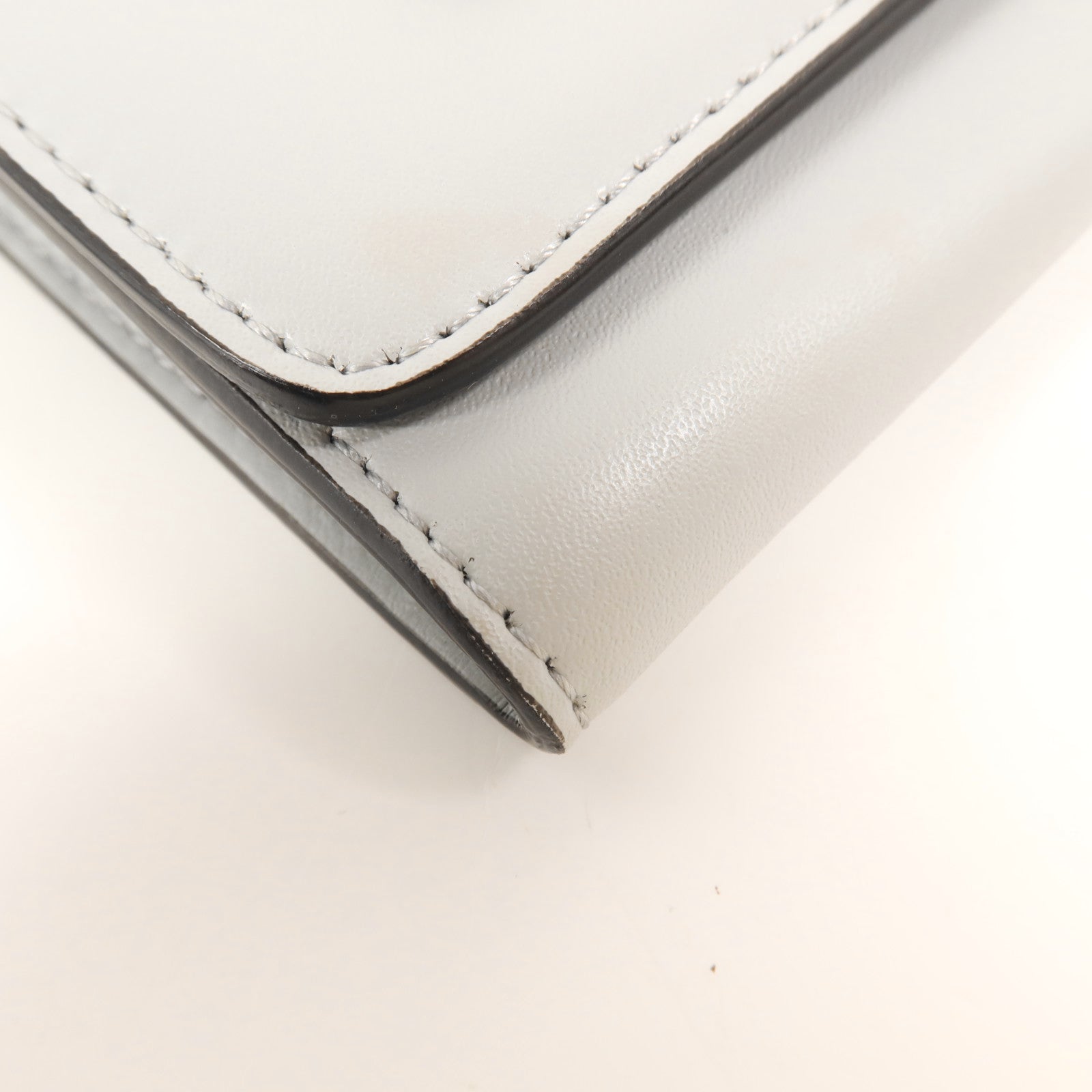 FENDI 牛皮皮革Wallet On Chain銀扣鏈帶肩背袋