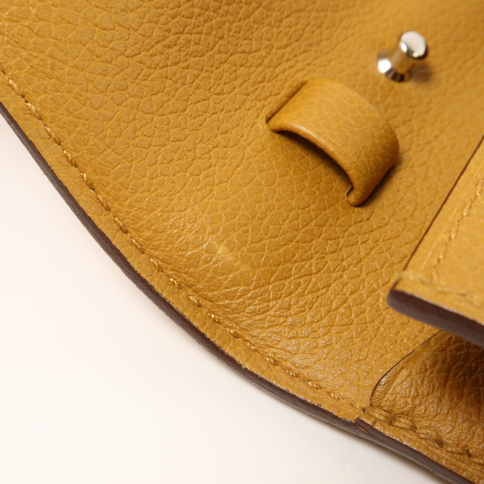 HERMES Chevre皮革Constance To Go肩背袋Caramel