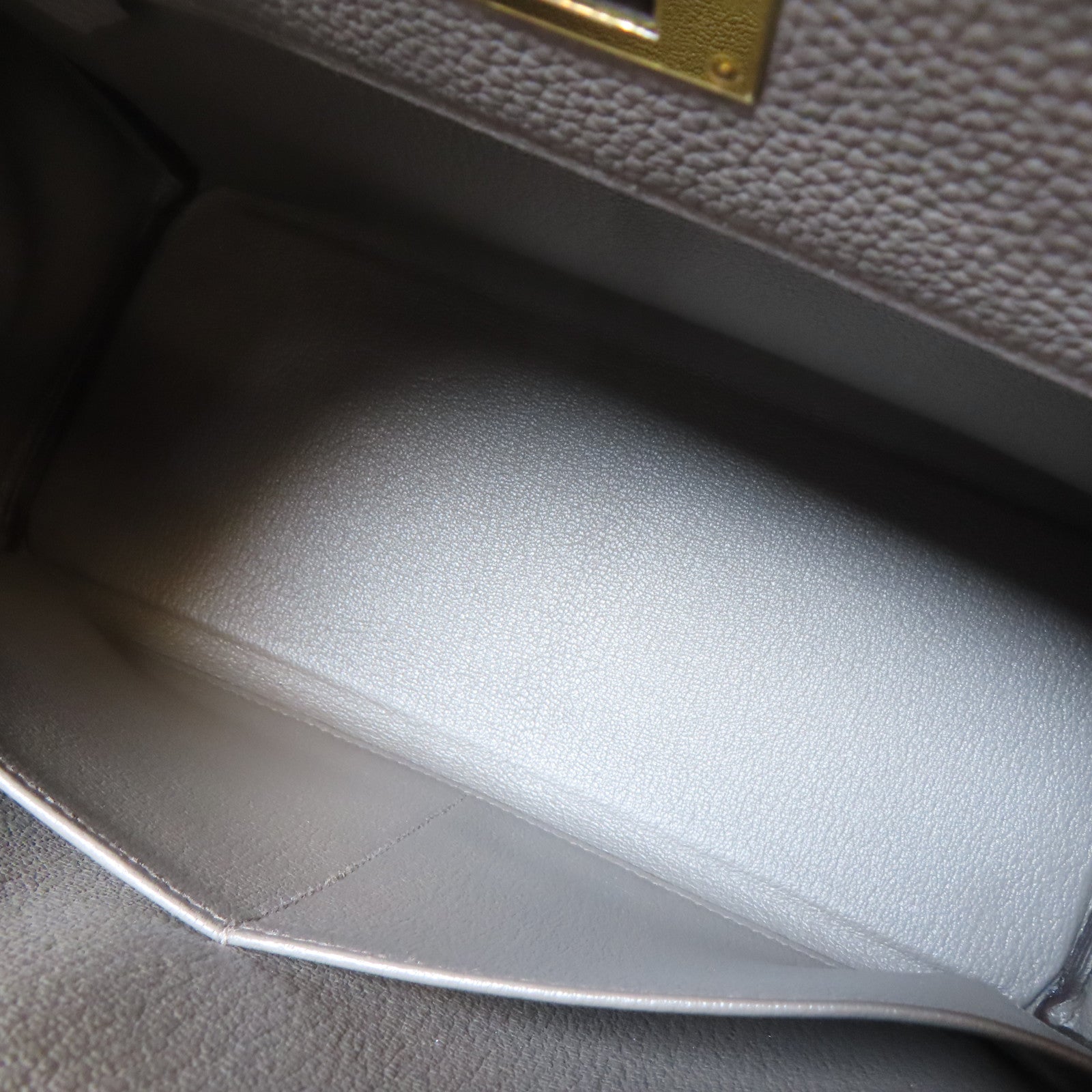 HERMES Clemence皮革Kelly28金扣手挽肩背兩用袋Etain/灰色