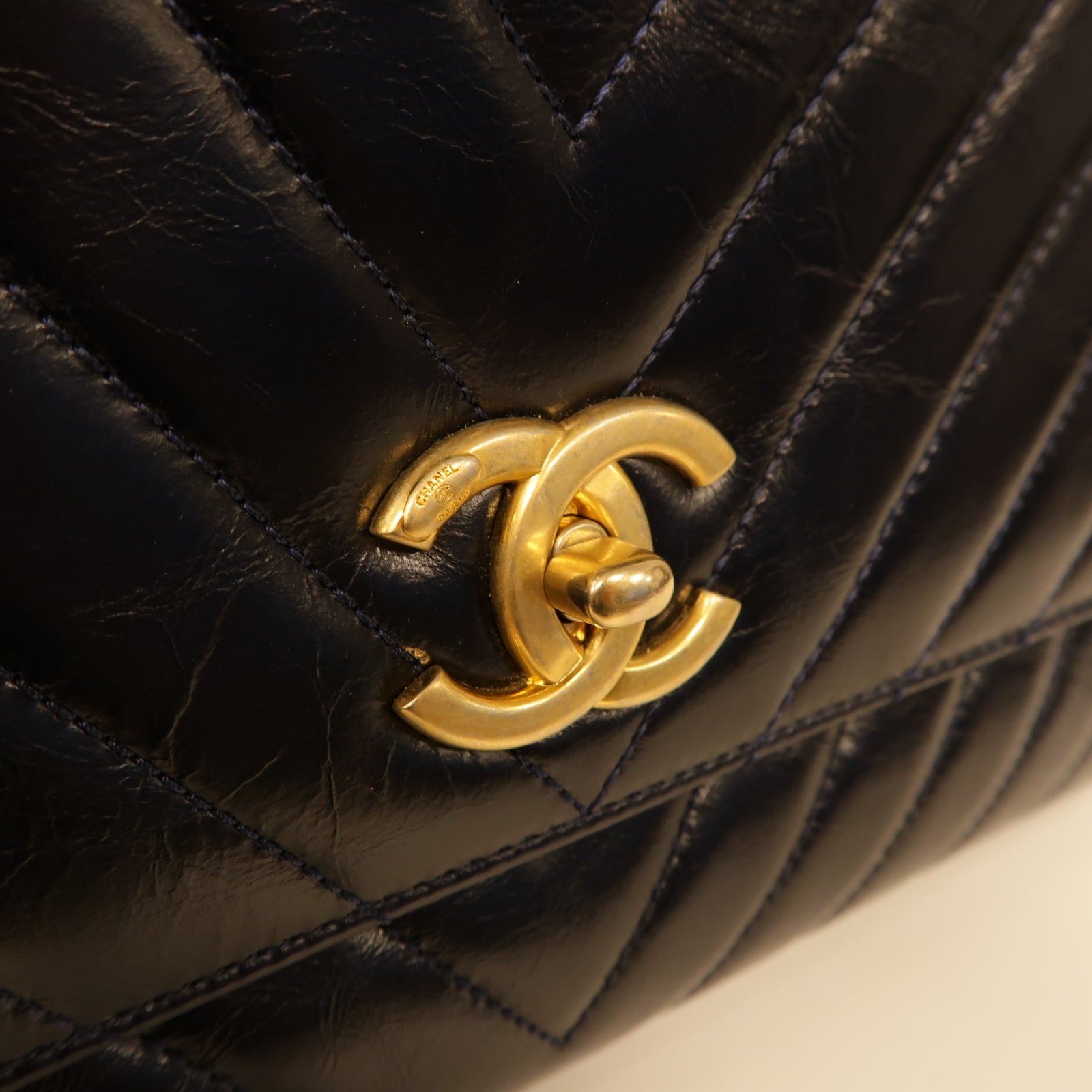 CHANEL **【激減優惠】斜紋Aged Calf皮革Coco Handle金扣手挽肩背兩用袋深藍色