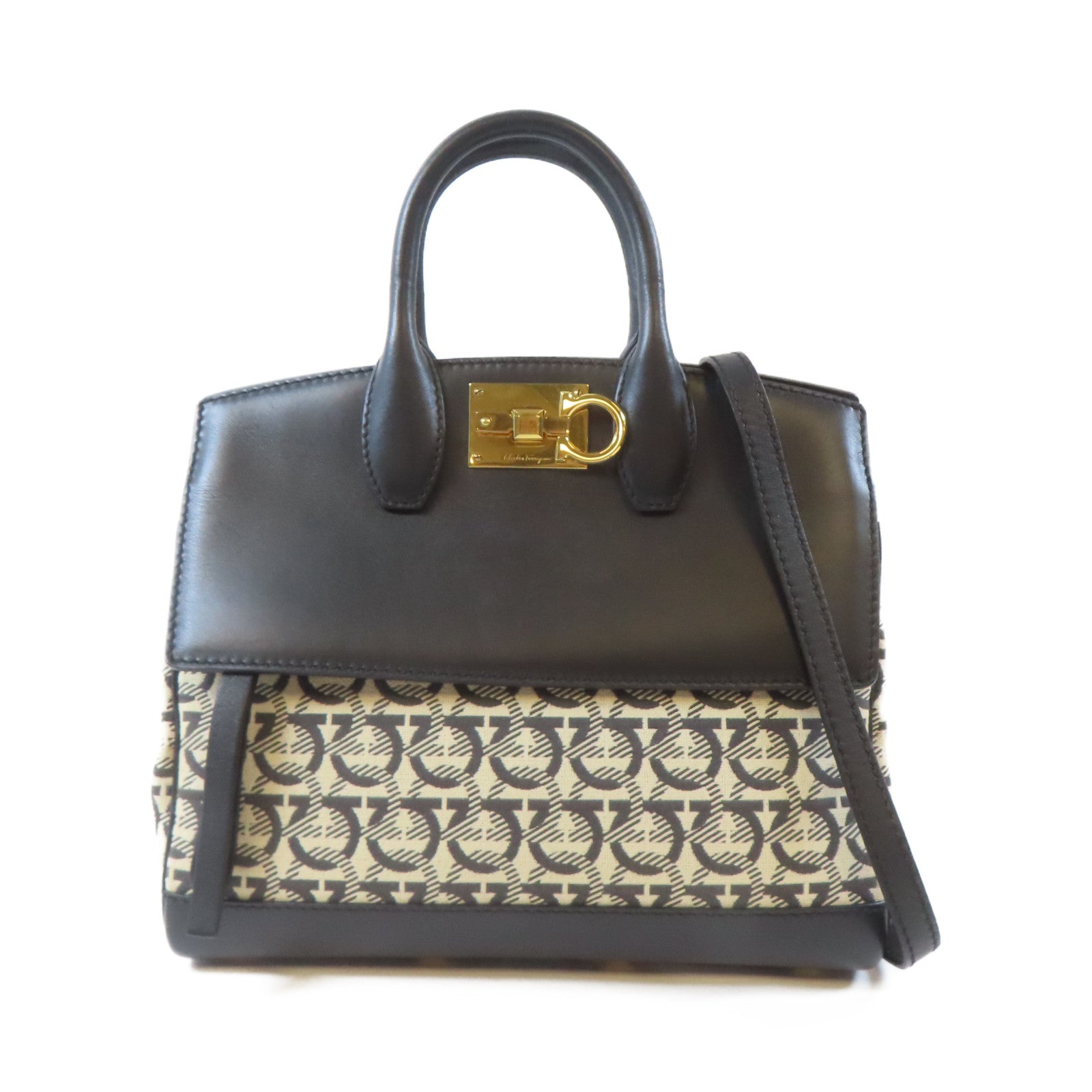 Salvatore Ferragamo 帆布/牛皮皮革Studio Bag金扣手挽肩背兩用袋黑色/米白色