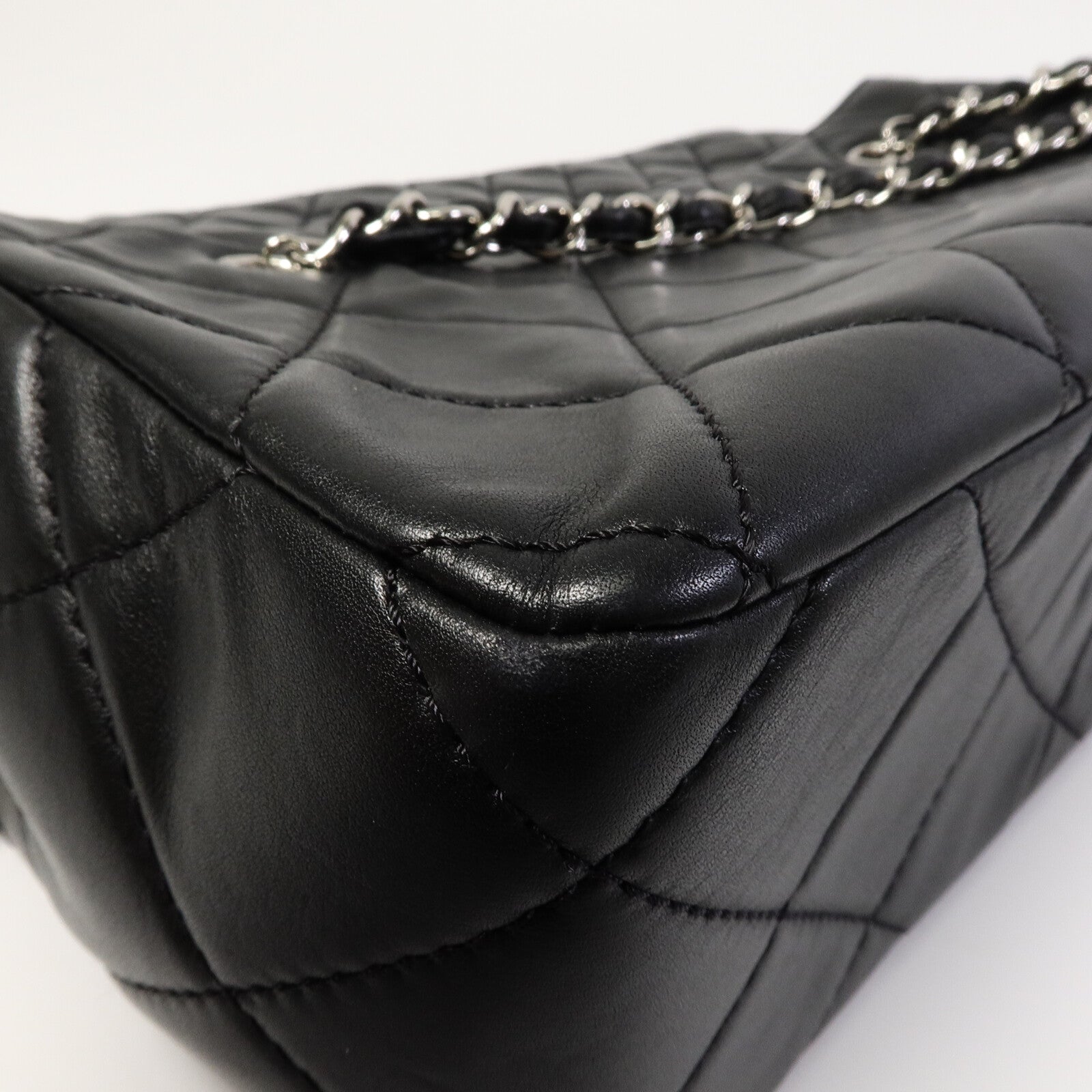 CHANEL 牛皮皮革Chain Shoulder鏈帶肩背袋