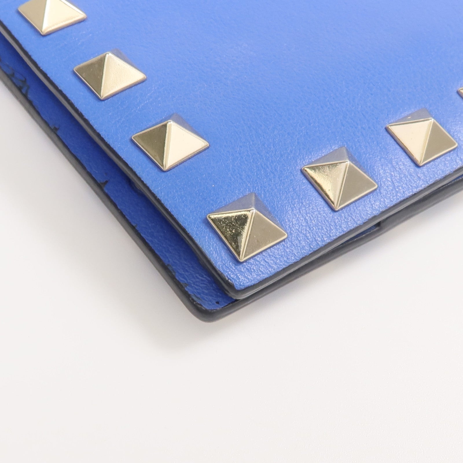 Valentino 牛皮皮革Rockstud Passport Case護照套