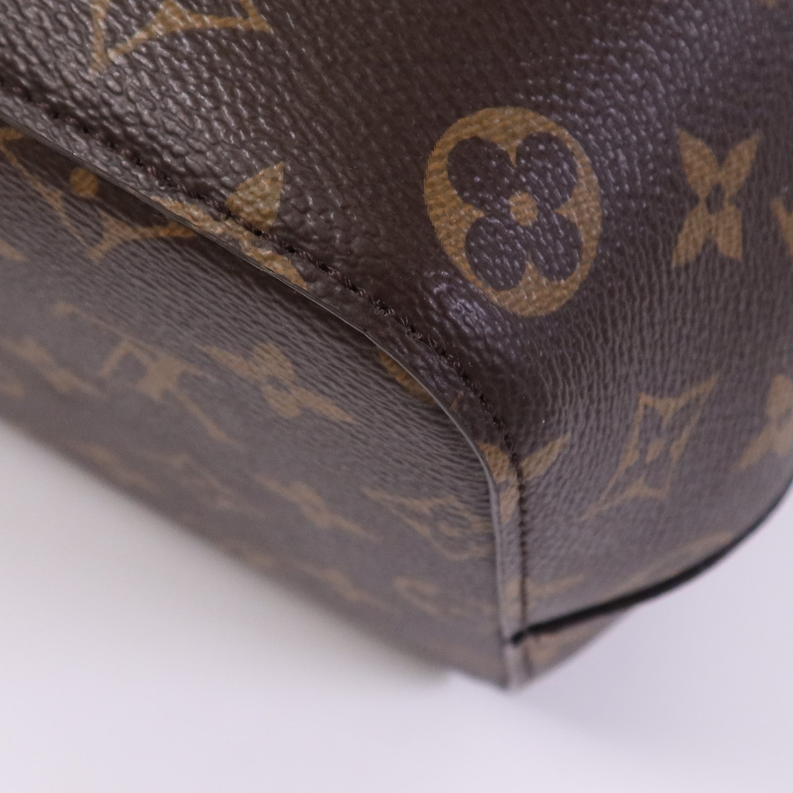 LOUIS VUITTON Monogram Neo Noe金扣肩背袋