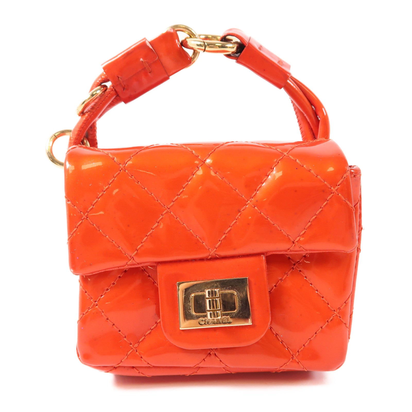 CHANEL【激減優惠】 漆皮皮革2.55 Charm金扣掛飾