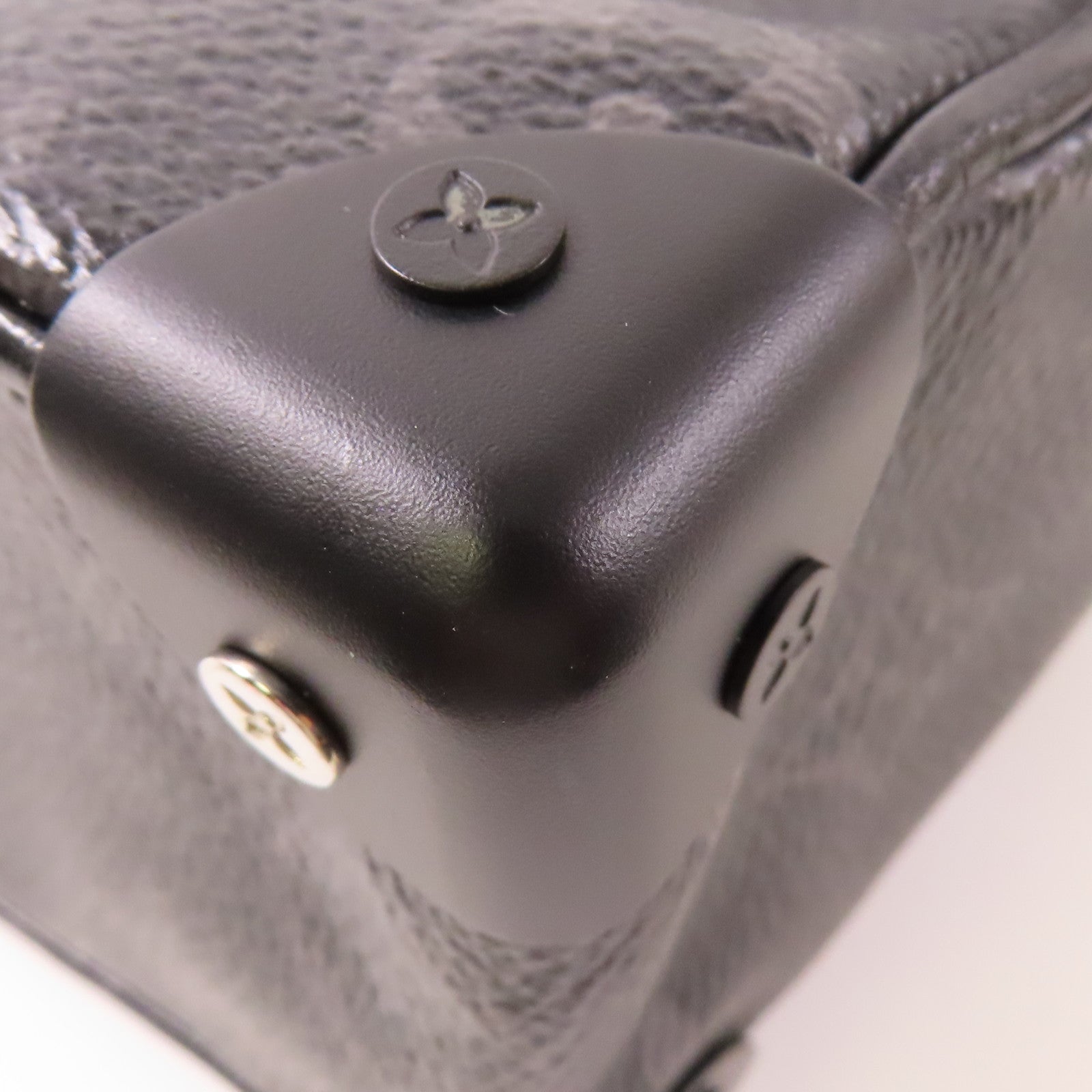 LOUIS VUITTON Monogram Eclipse Mini Soft Trunk肩背袋