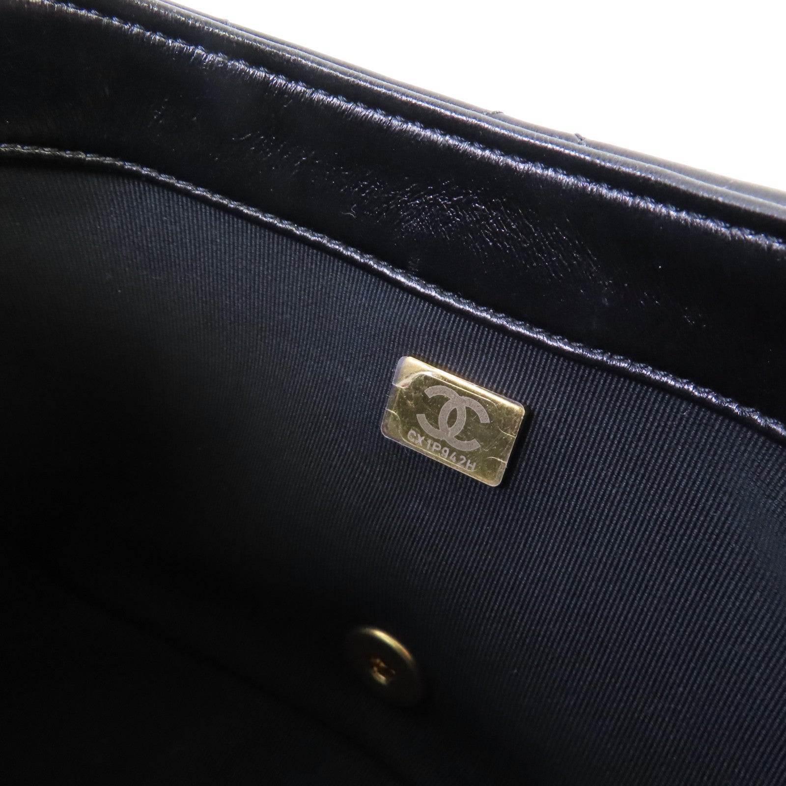 CHANEL 菱格牛皮皮革Chain Shoulder Bag金扣鏈帶肩背袋黑色
