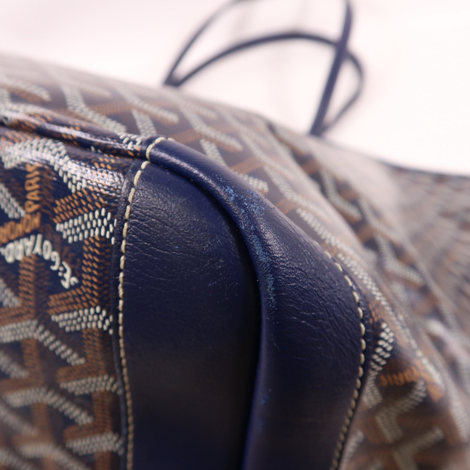 GOYARD 塗層帆布Artois GM銀扣肩背袋藍色
