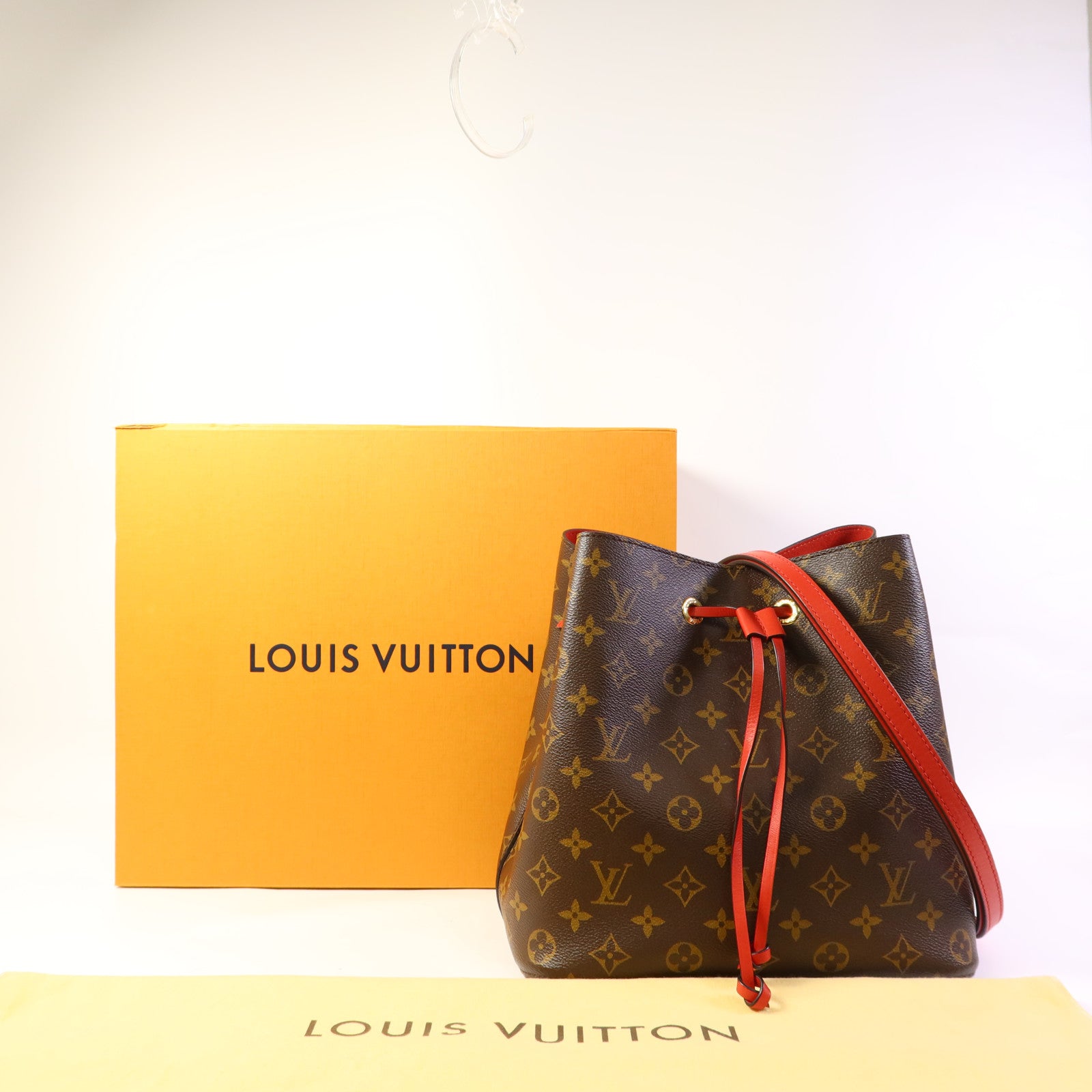 LOUIS VUITTON Monogram Neo Noe Bucket Bag金扣肩背袋Coquelicot
