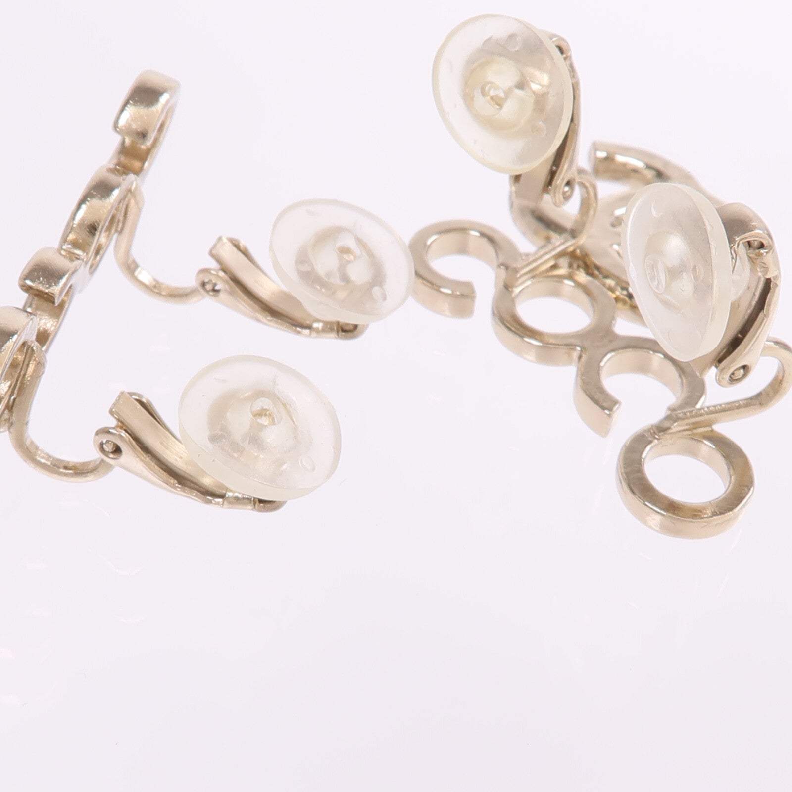CHANEL 金屬/PVC Earrings Cilp金扣耳環
