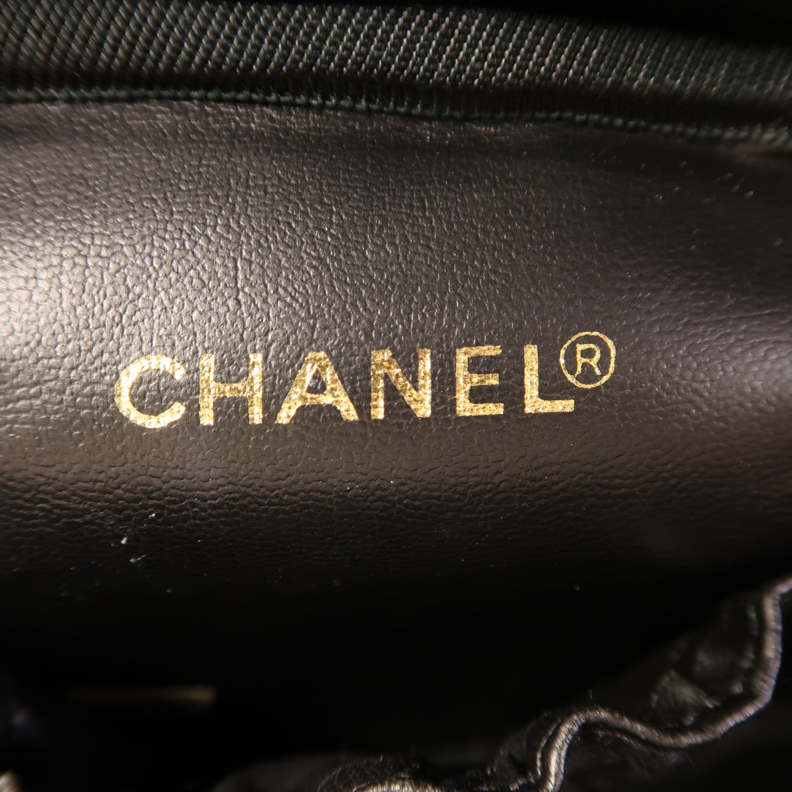 CHANEL 牛皮皮革Vanity Case金扣手挽袋