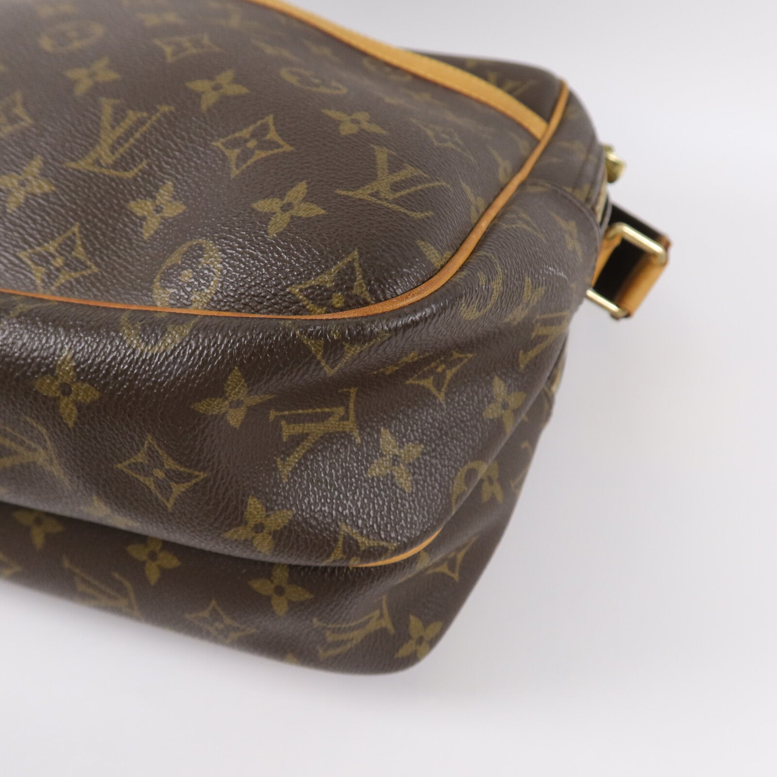 LOUIS VUITTON Monogram Reporter GM肩背袋