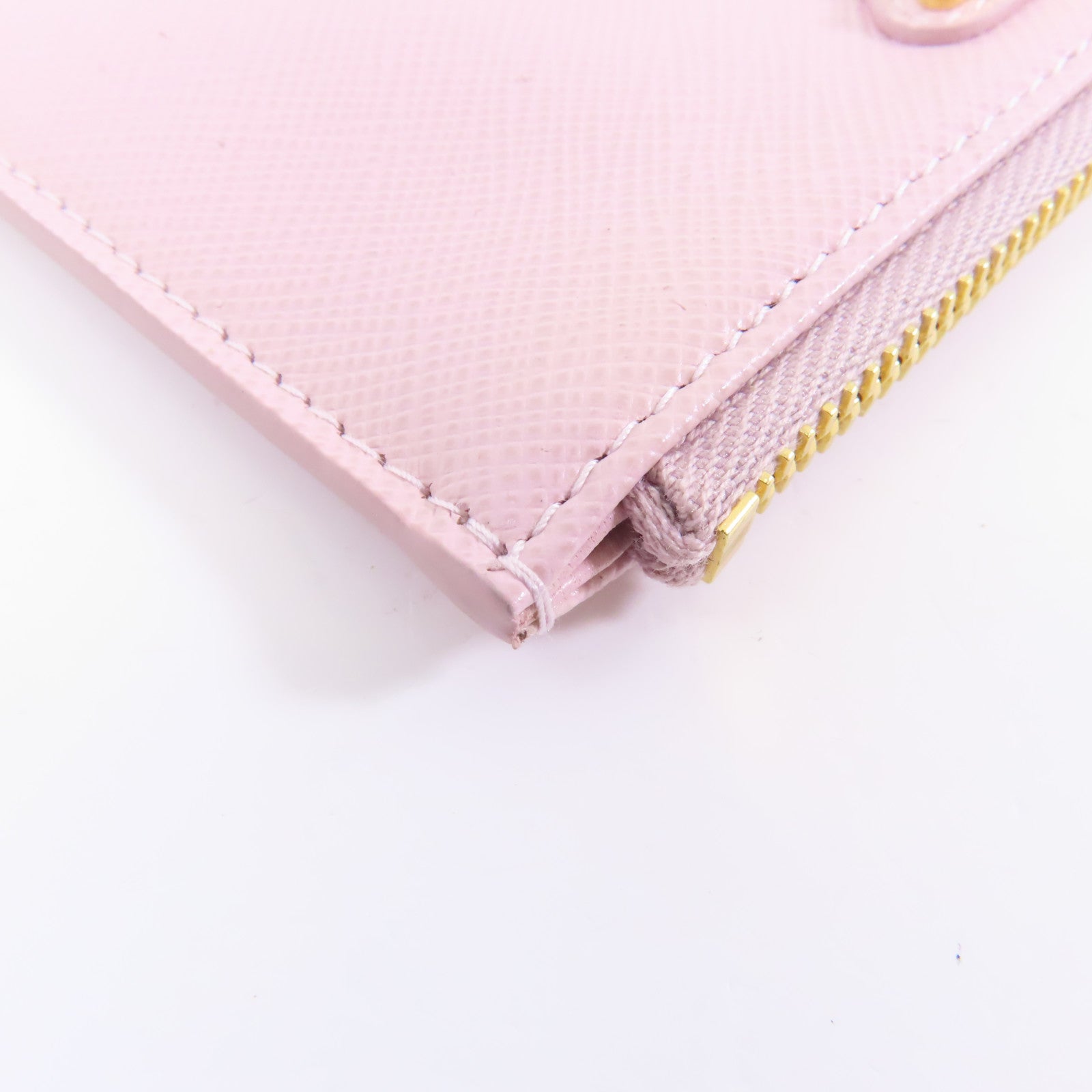 PRADA Saffiano皮革Card Case金扣卡片套粉紅色